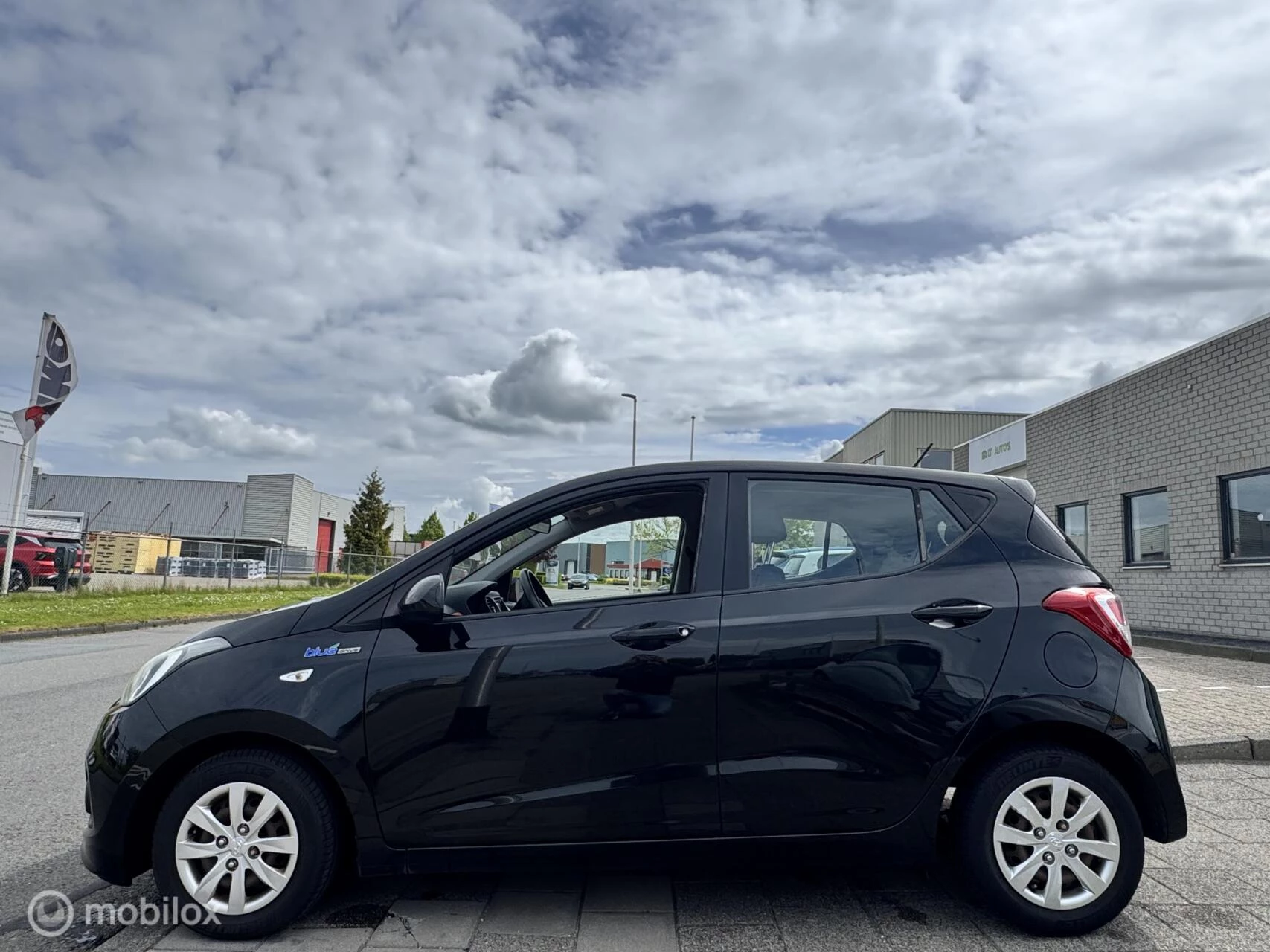 Hoofdafbeelding Hyundai i10