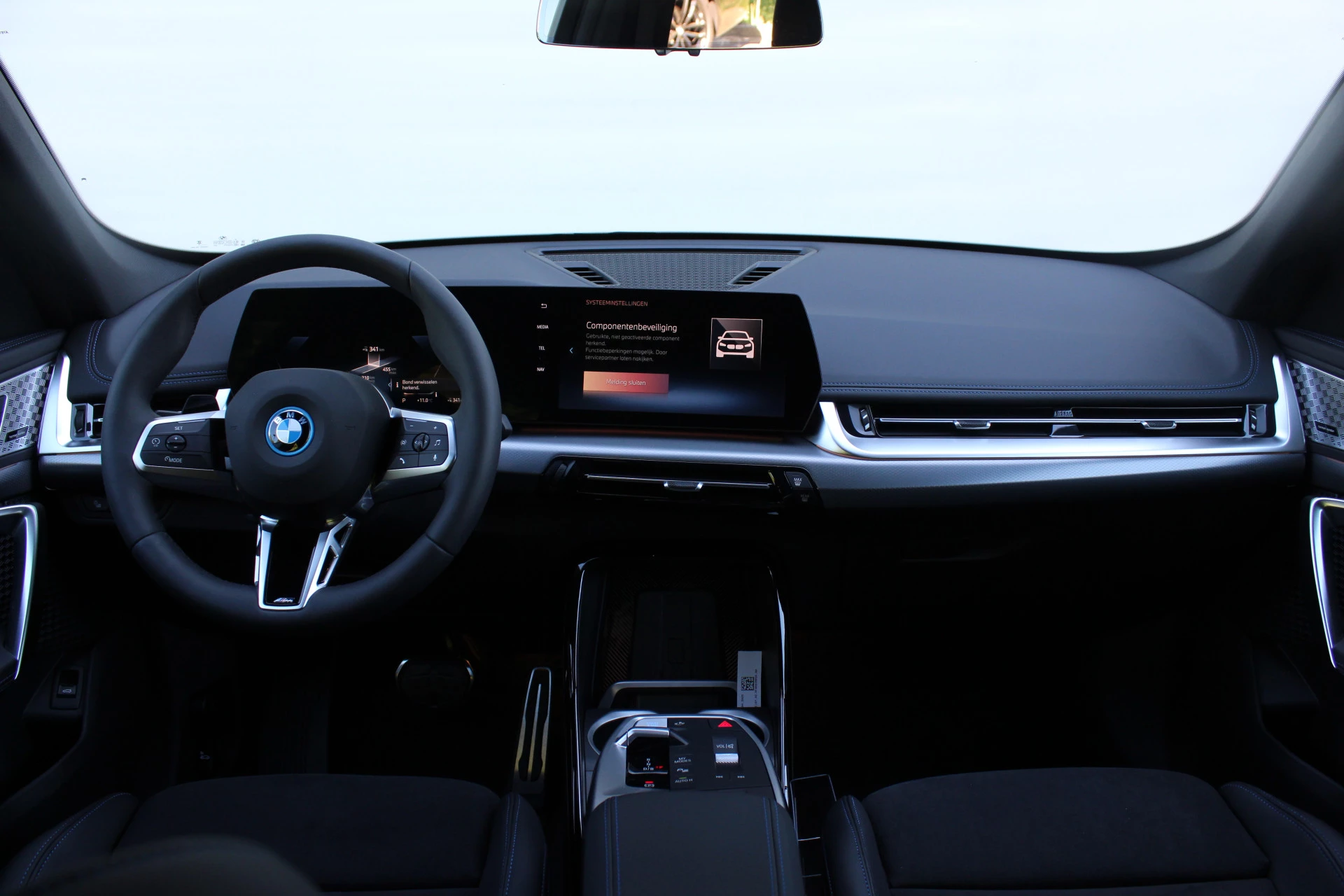 Hoofdafbeelding BMW iX1