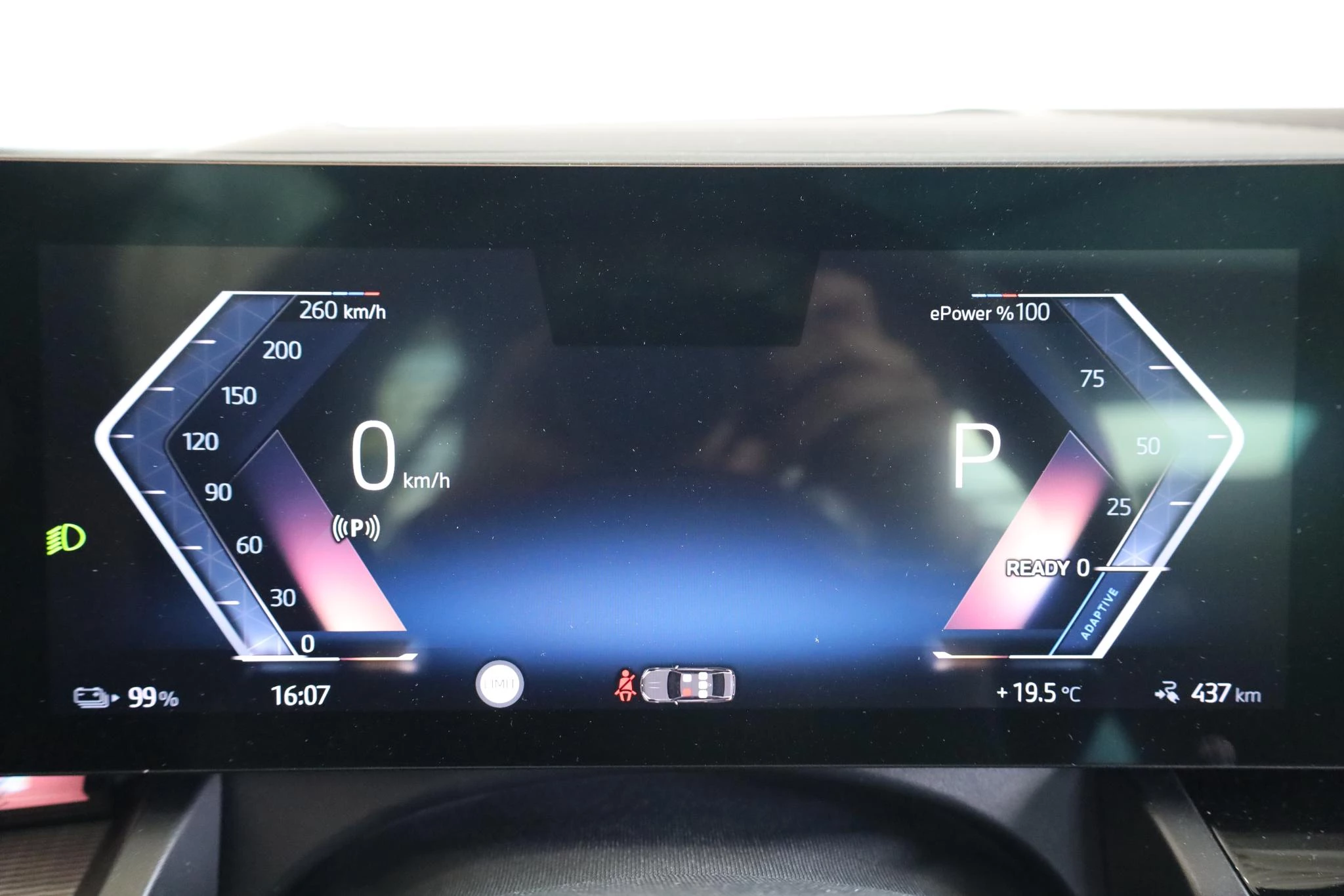 Hoofdafbeelding BMW i5