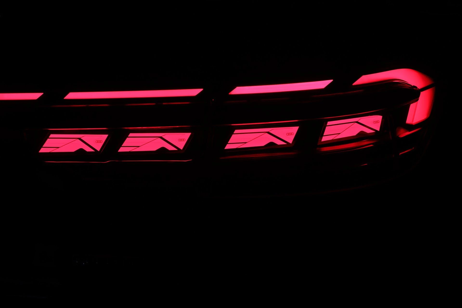 Hoofdafbeelding Audi A8