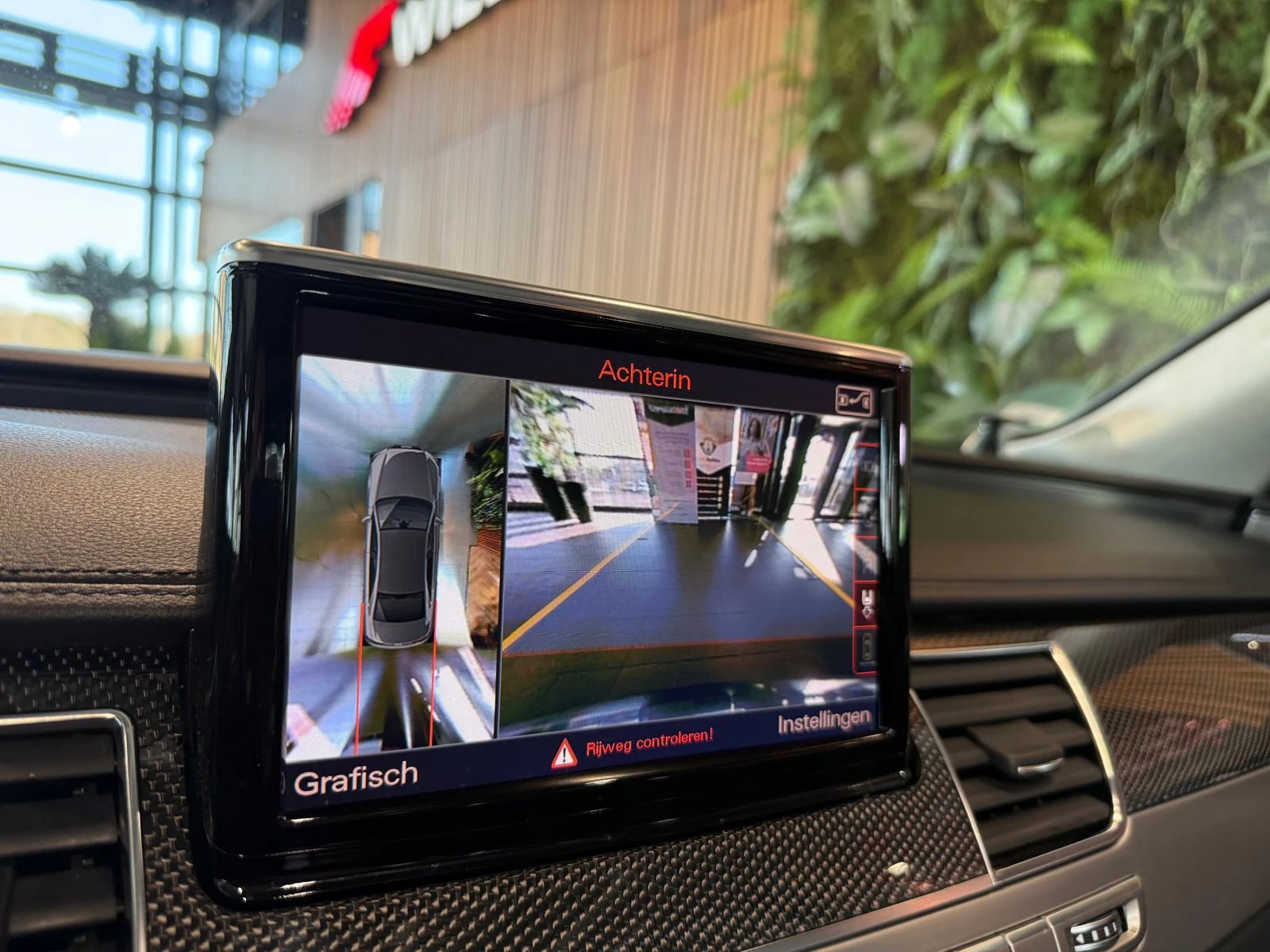 Hoofdafbeelding Audi A8