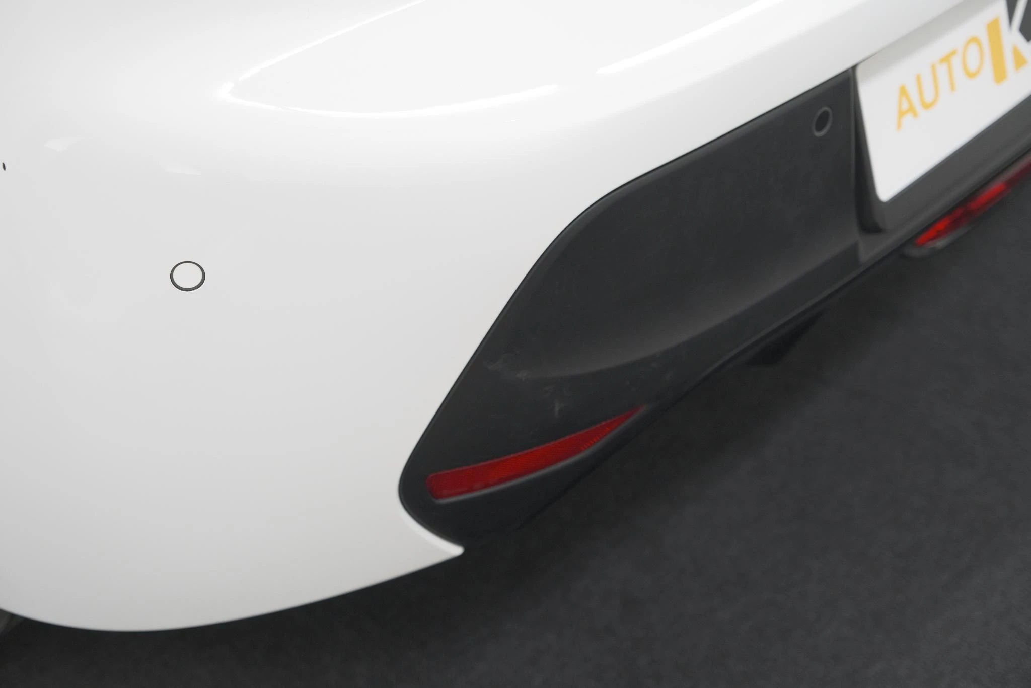 Hoofdafbeelding Peugeot e-208