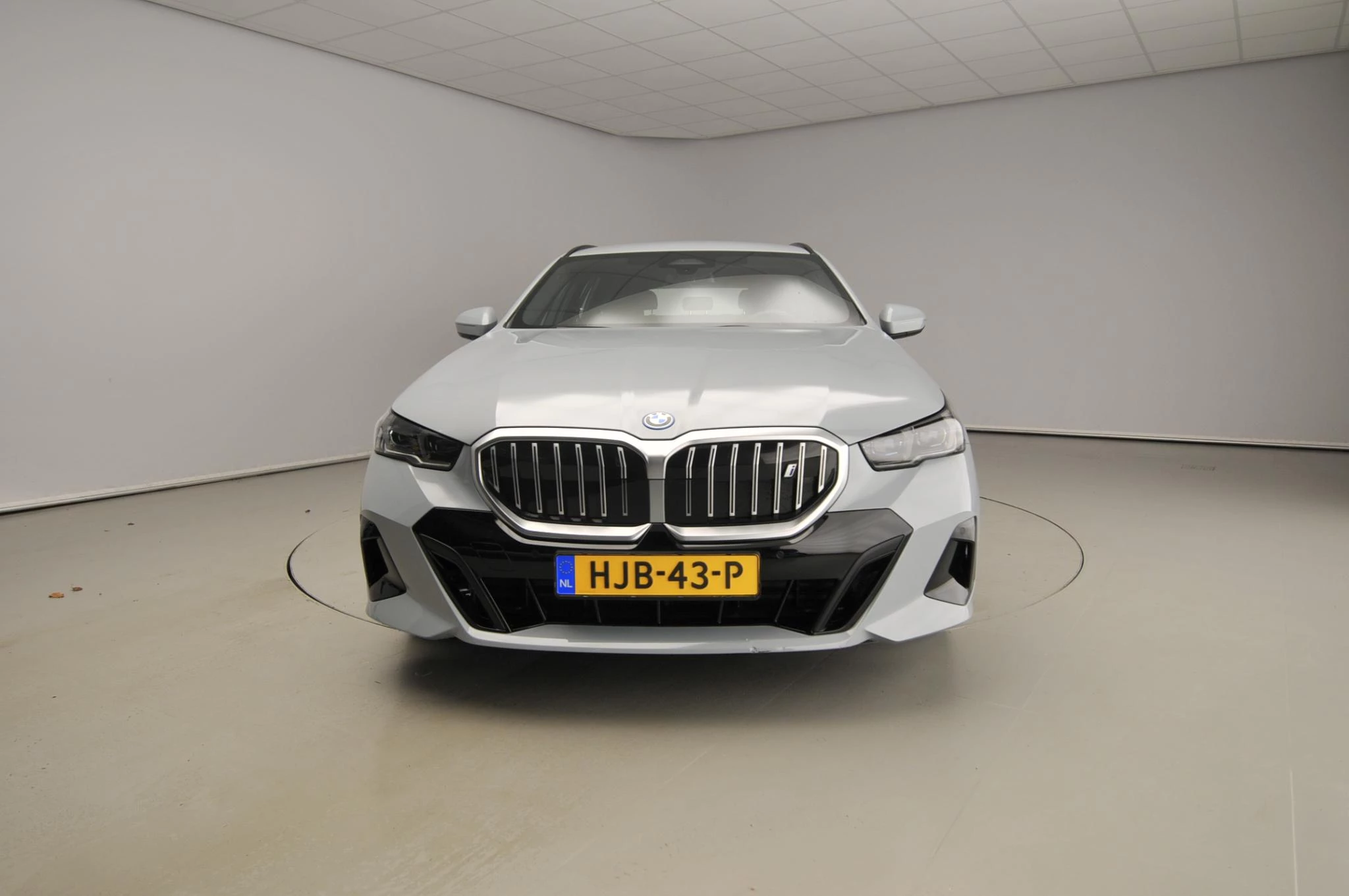 Hoofdafbeelding BMW i5