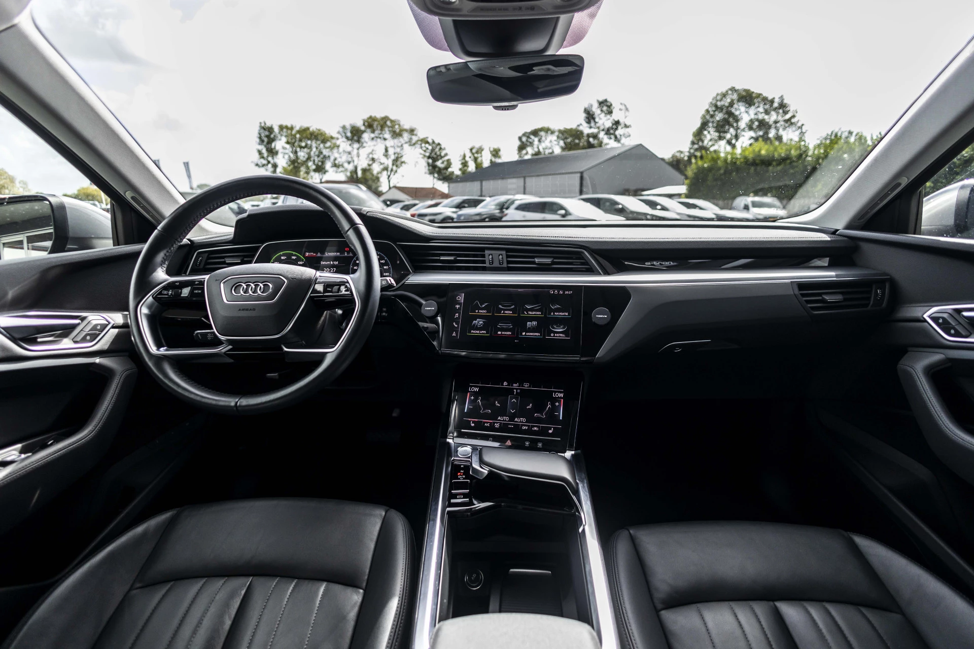 Hoofdafbeelding Audi e-tron