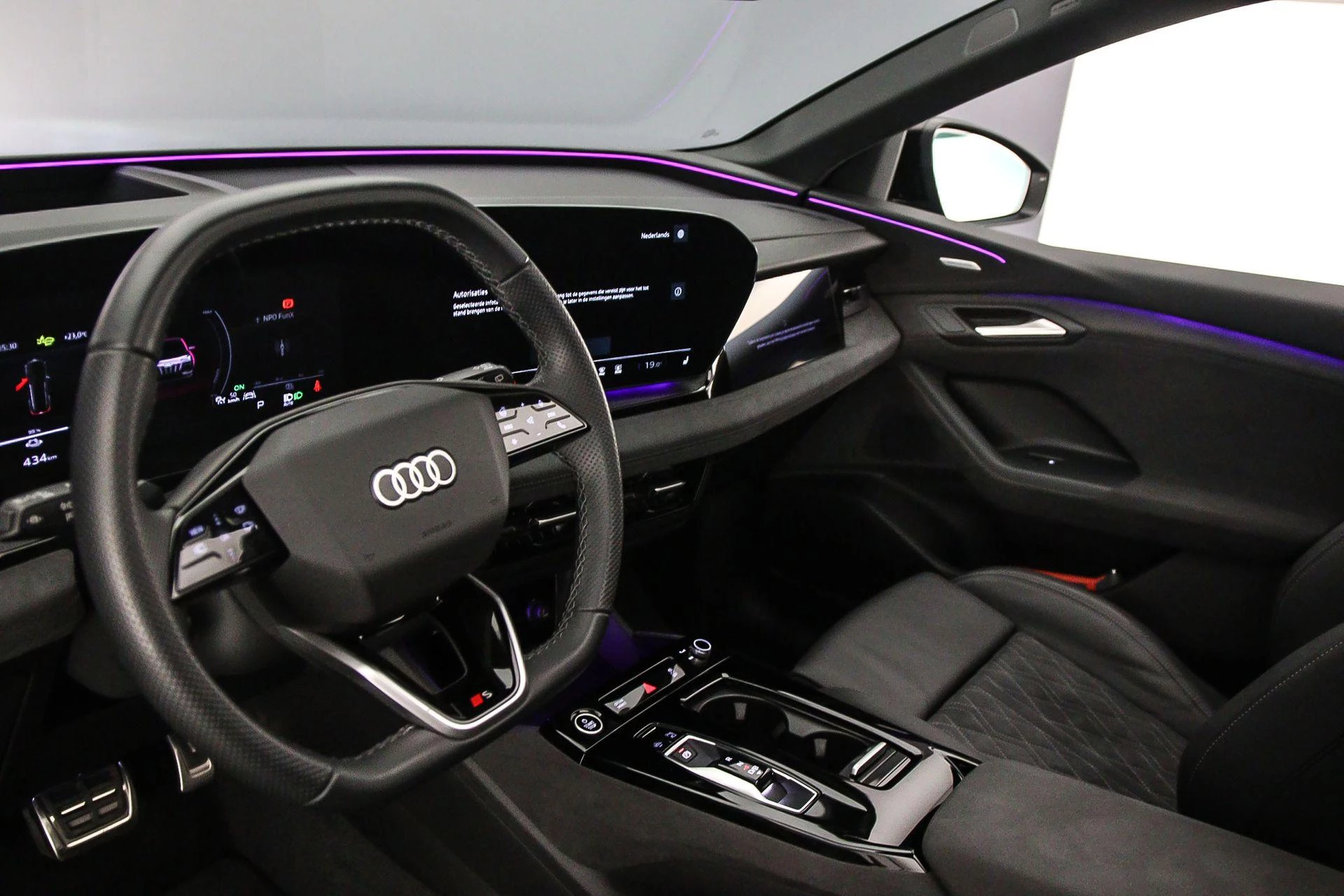 Hoofdafbeelding Audi Q6 e-tron