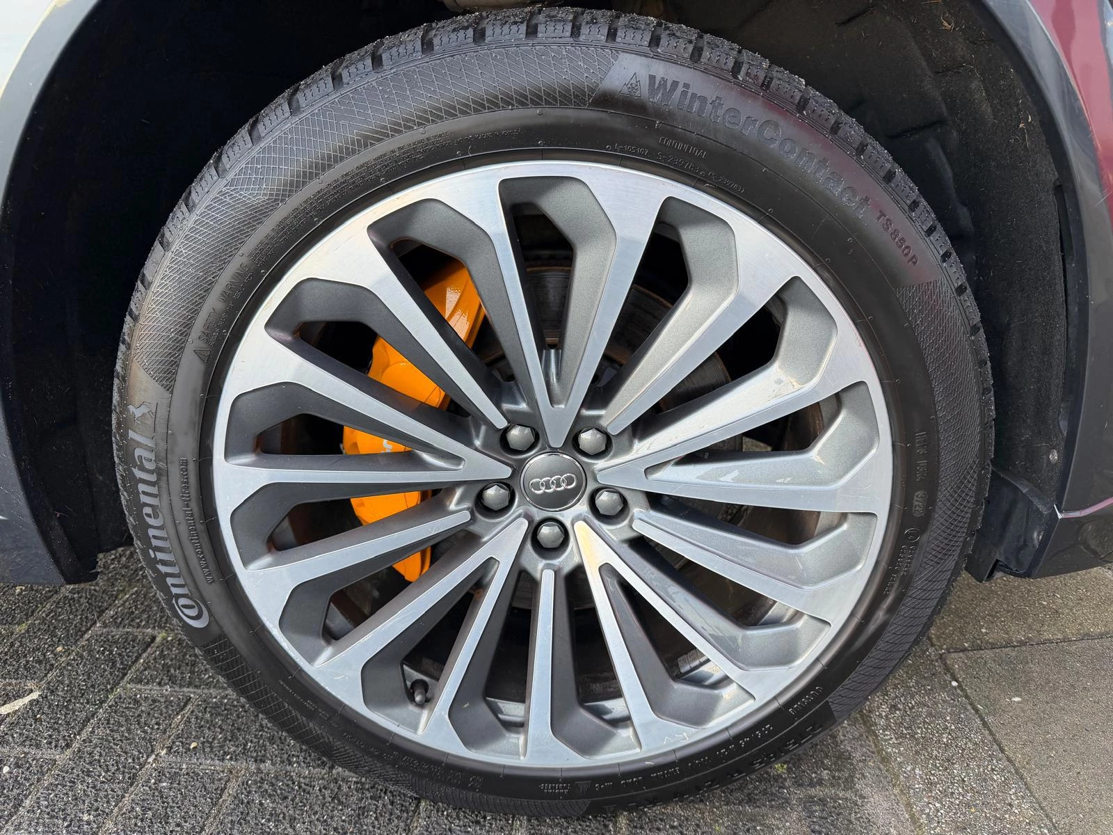 Hoofdafbeelding Audi e-tron