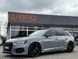 Hoofdafbeelding Audi RS4 Audi RS 4 Avant 2.9 TFSI RS 4 quattro|Pano|B&O|Keramisch|ACC