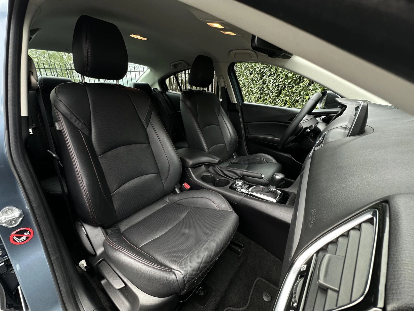 Hoofdafbeelding Mazda 3