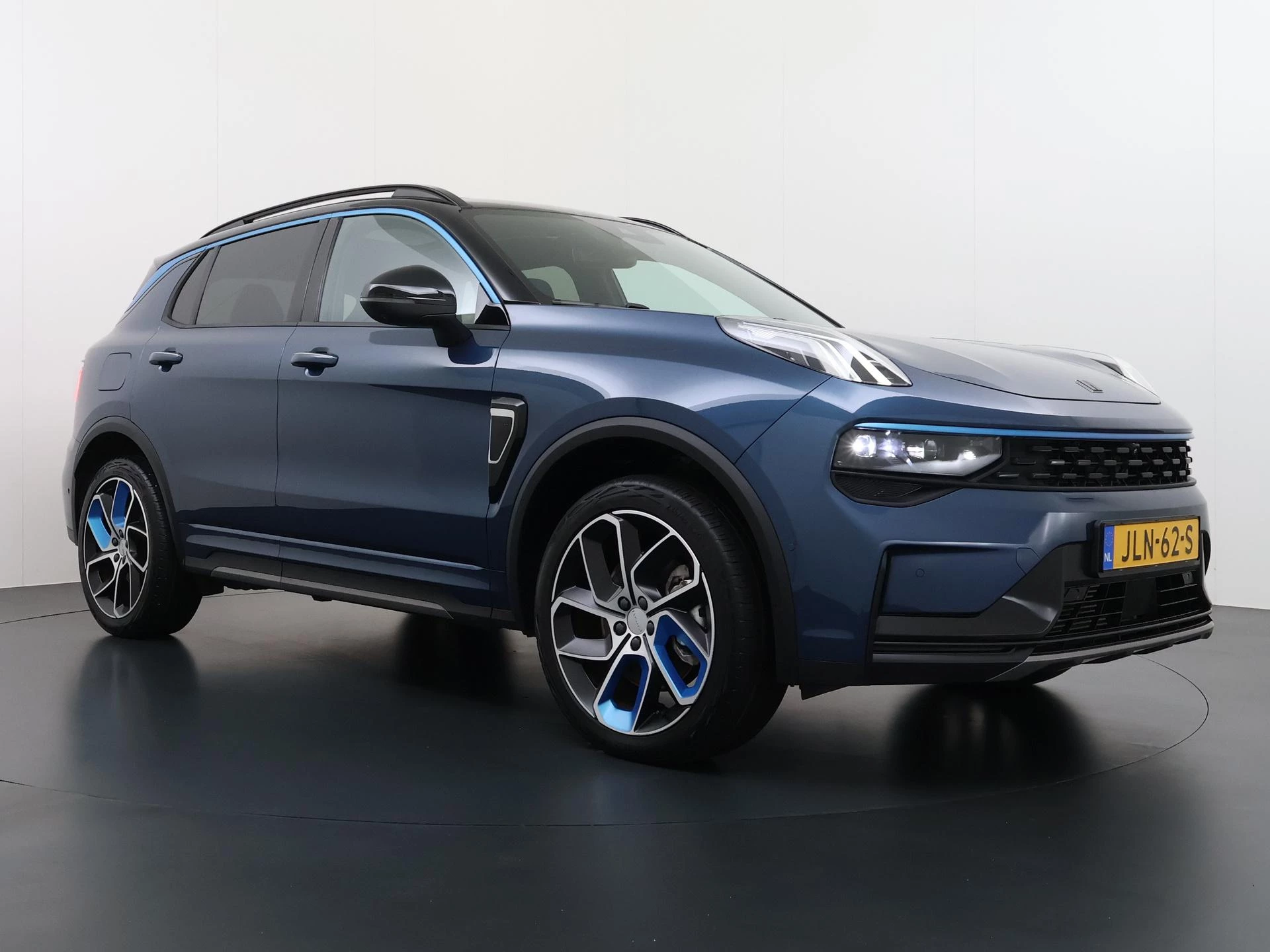 Hoofdafbeelding Lynk & Co 01