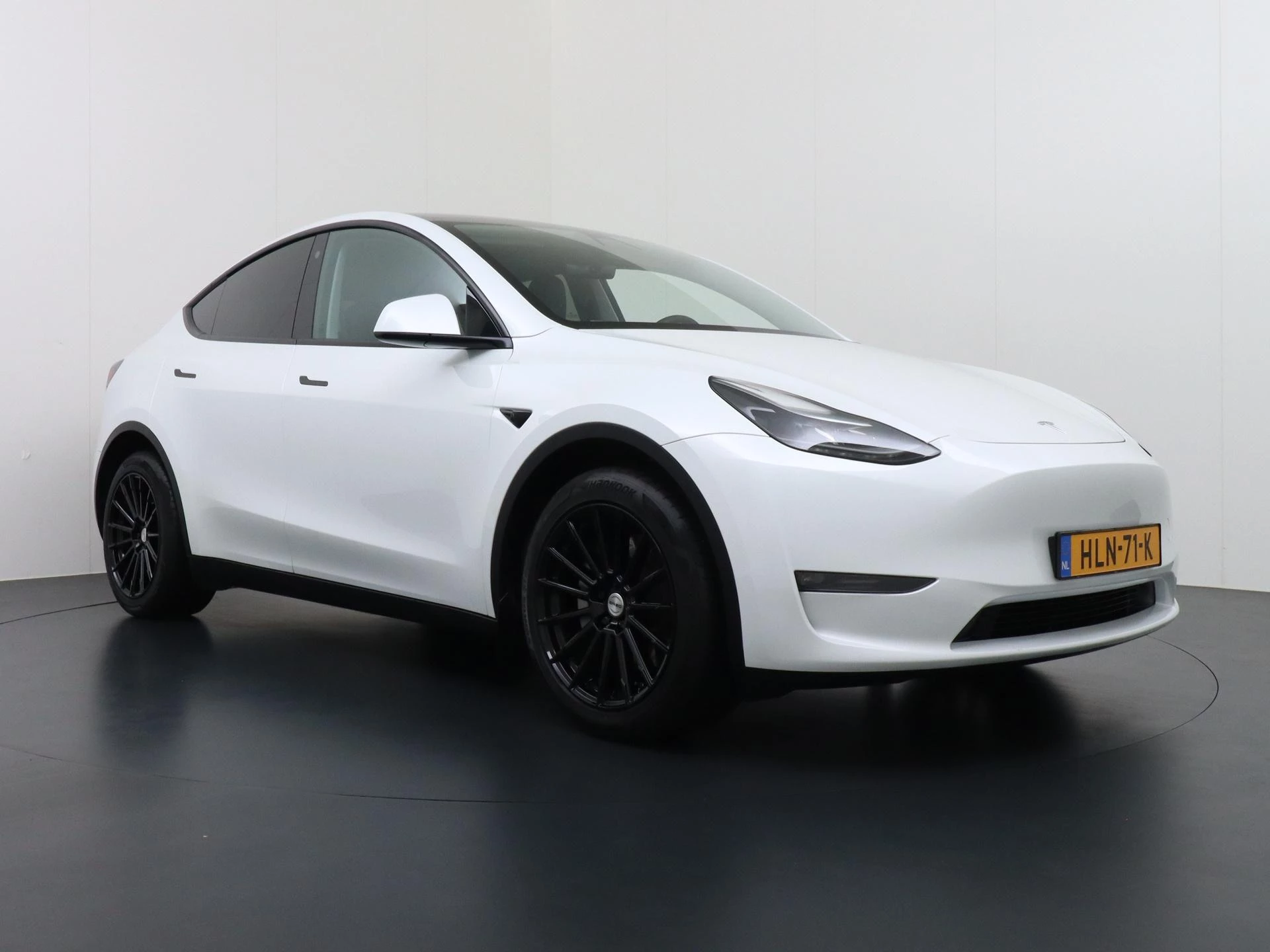 Hoofdafbeelding Tesla Model Y