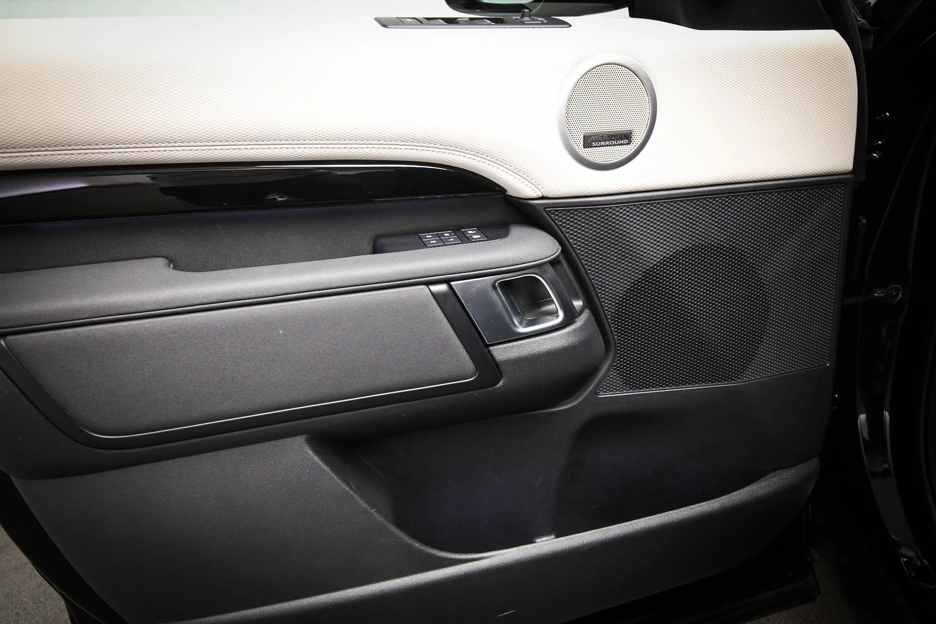 Hoofdafbeelding Land Rover Discovery