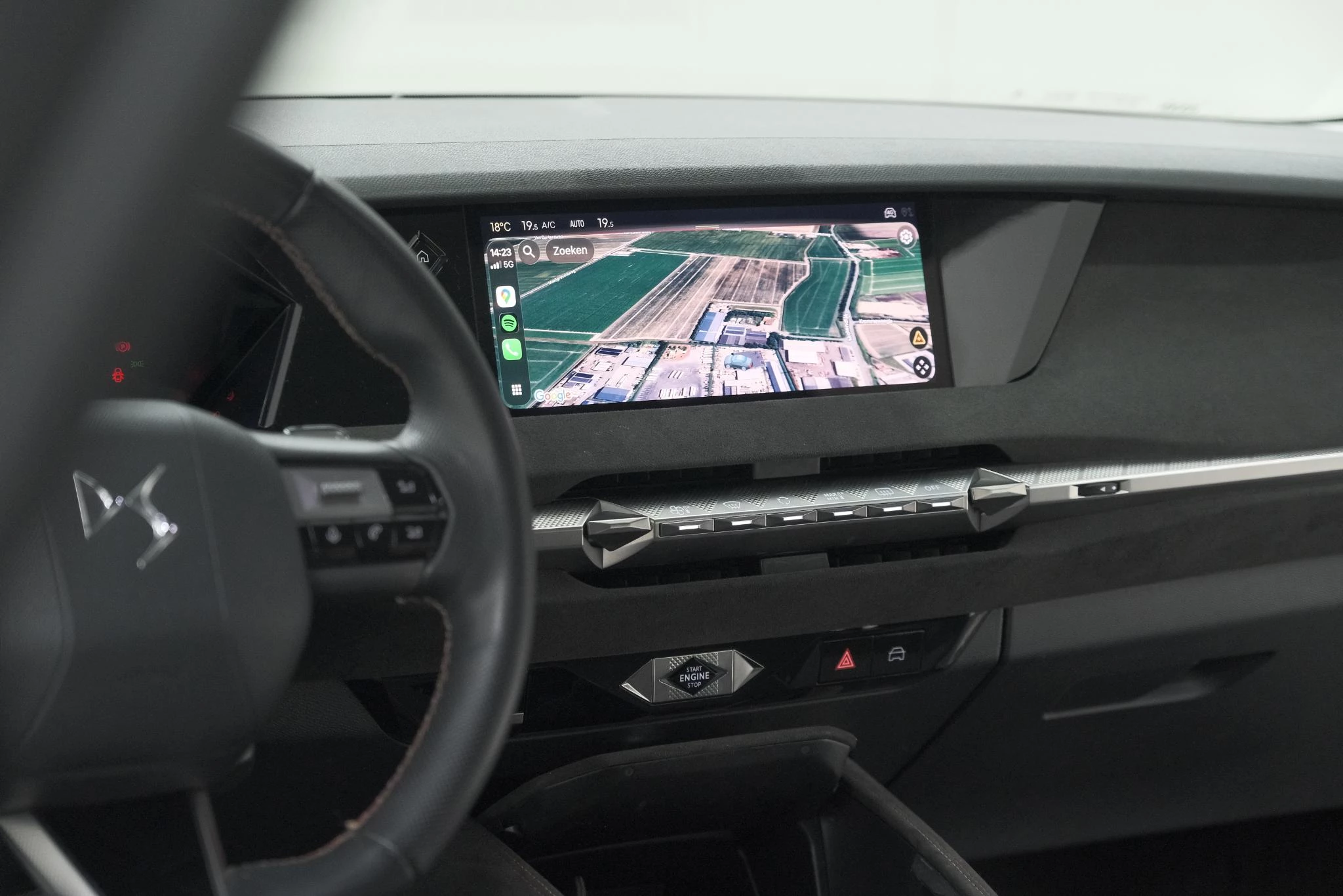 Hoofdafbeelding DS DS 4