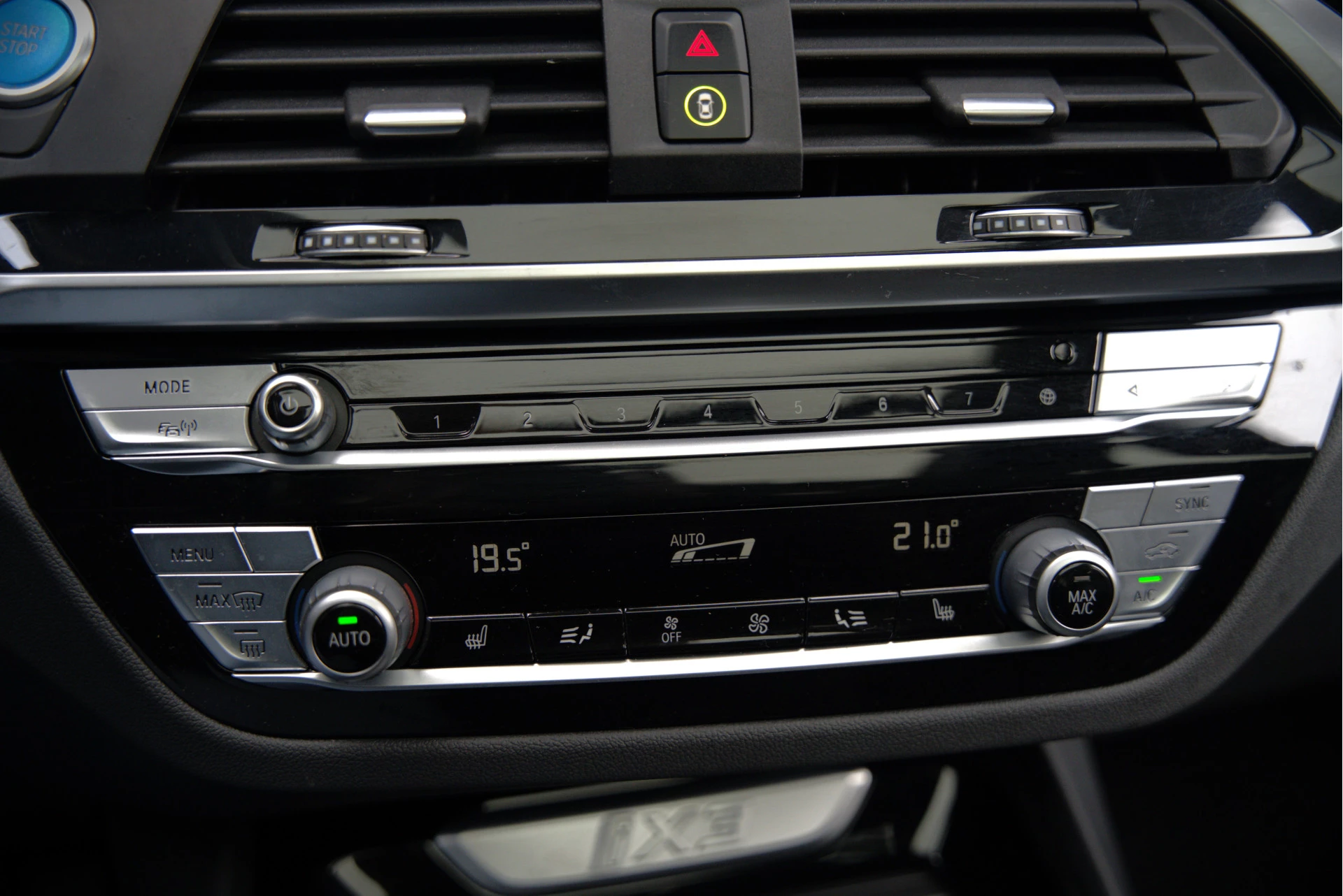 Hoofdafbeelding BMW iX3