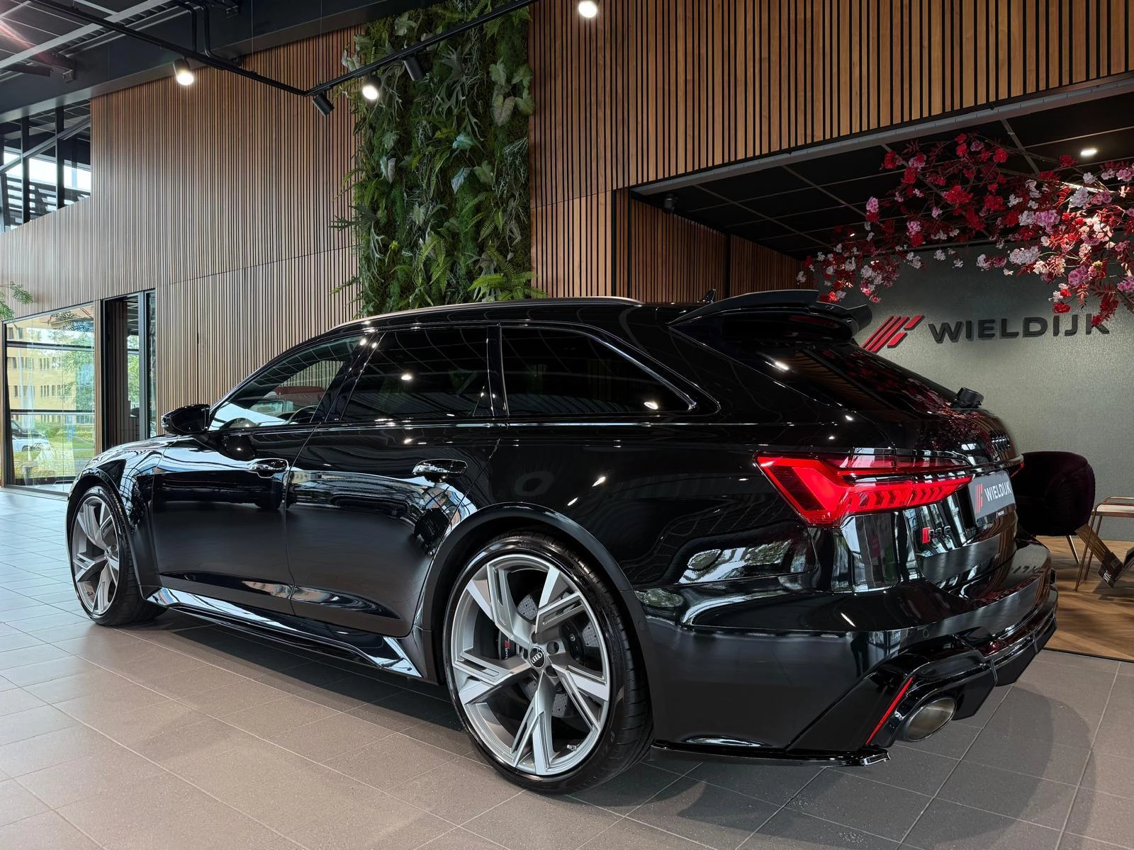 Hoofdafbeelding Audi RS6