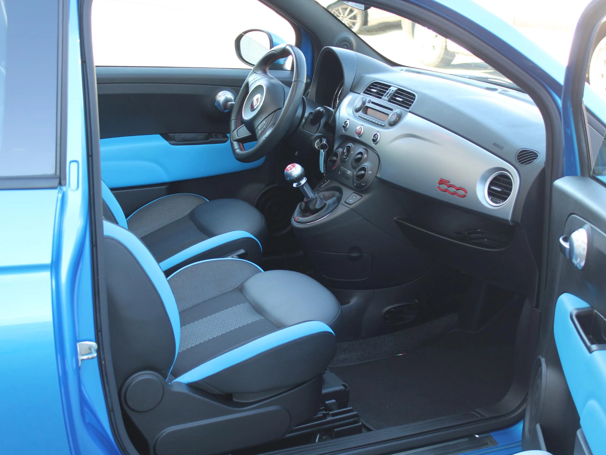 Hoofdafbeelding Fiat 500C