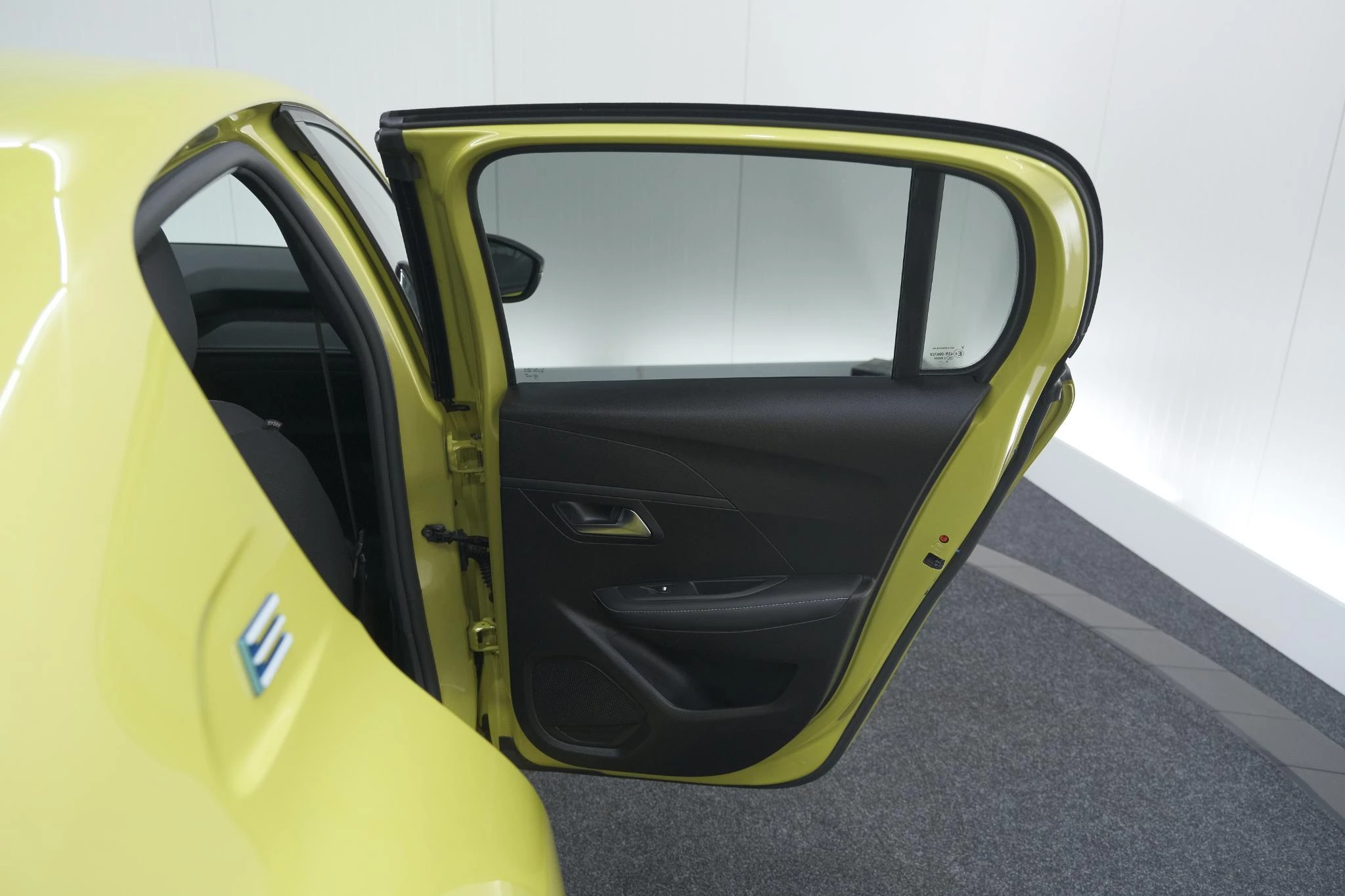 Hoofdafbeelding Peugeot e-208