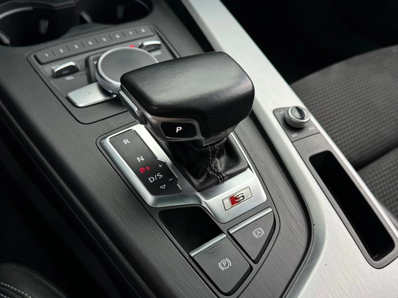 Hoofdafbeelding Audi S4