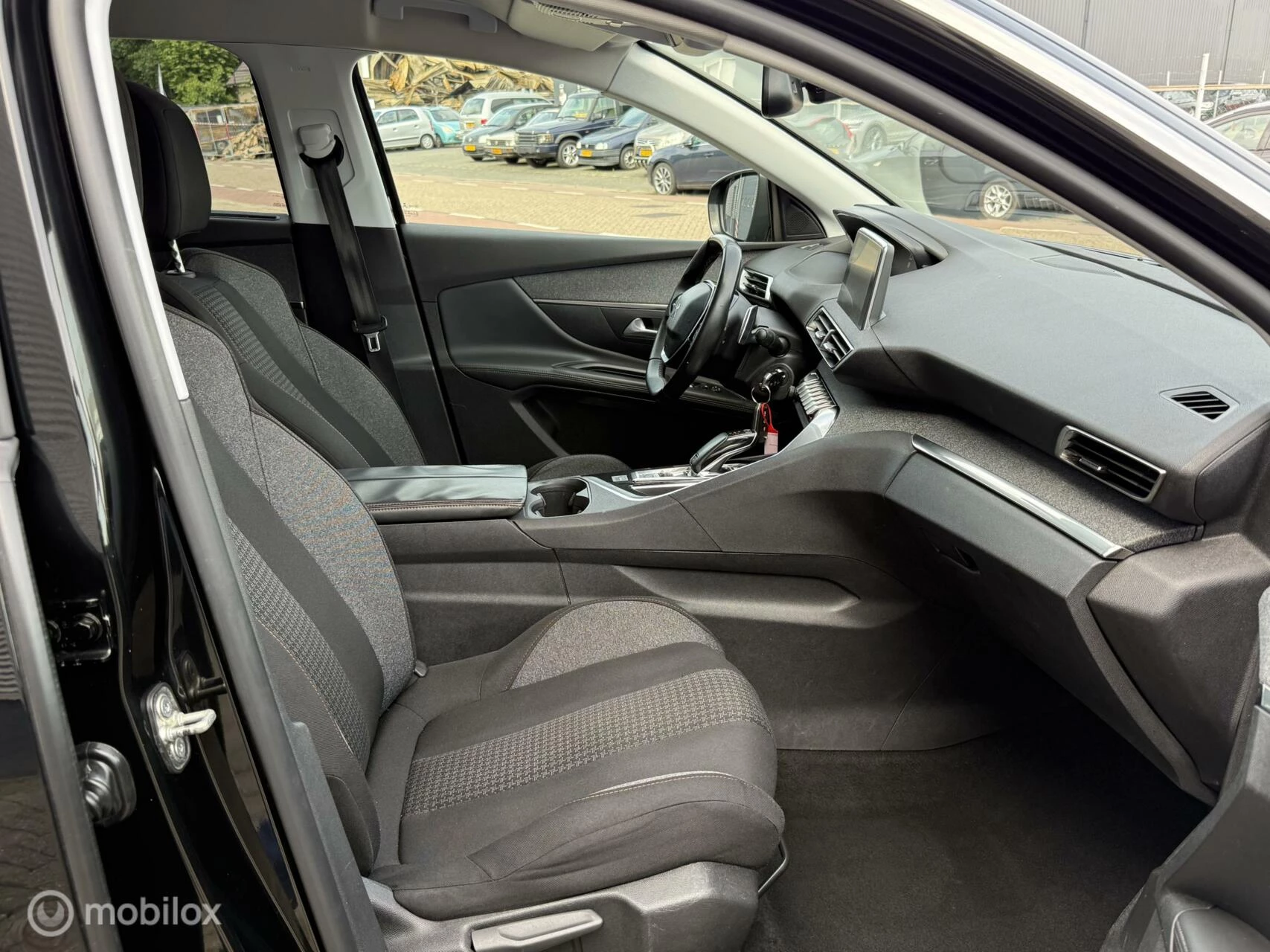 Hoofdafbeelding Peugeot 5008