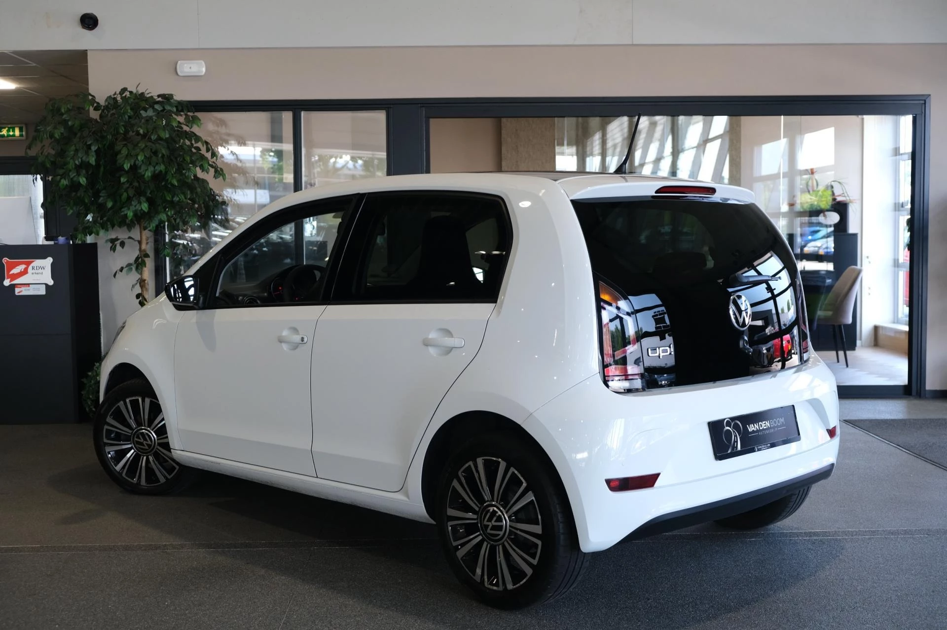 Hoofdafbeelding Volkswagen up!