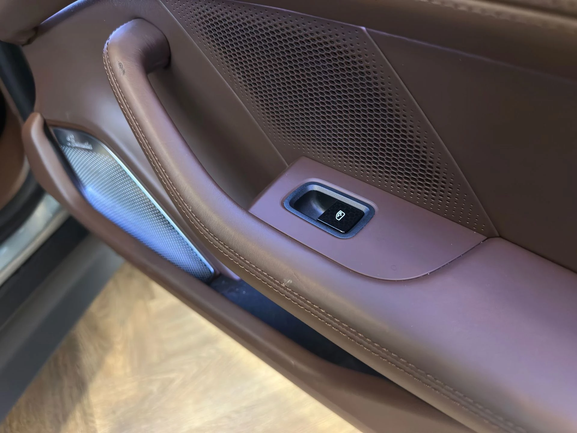 Hoofdafbeelding Porsche Taycan