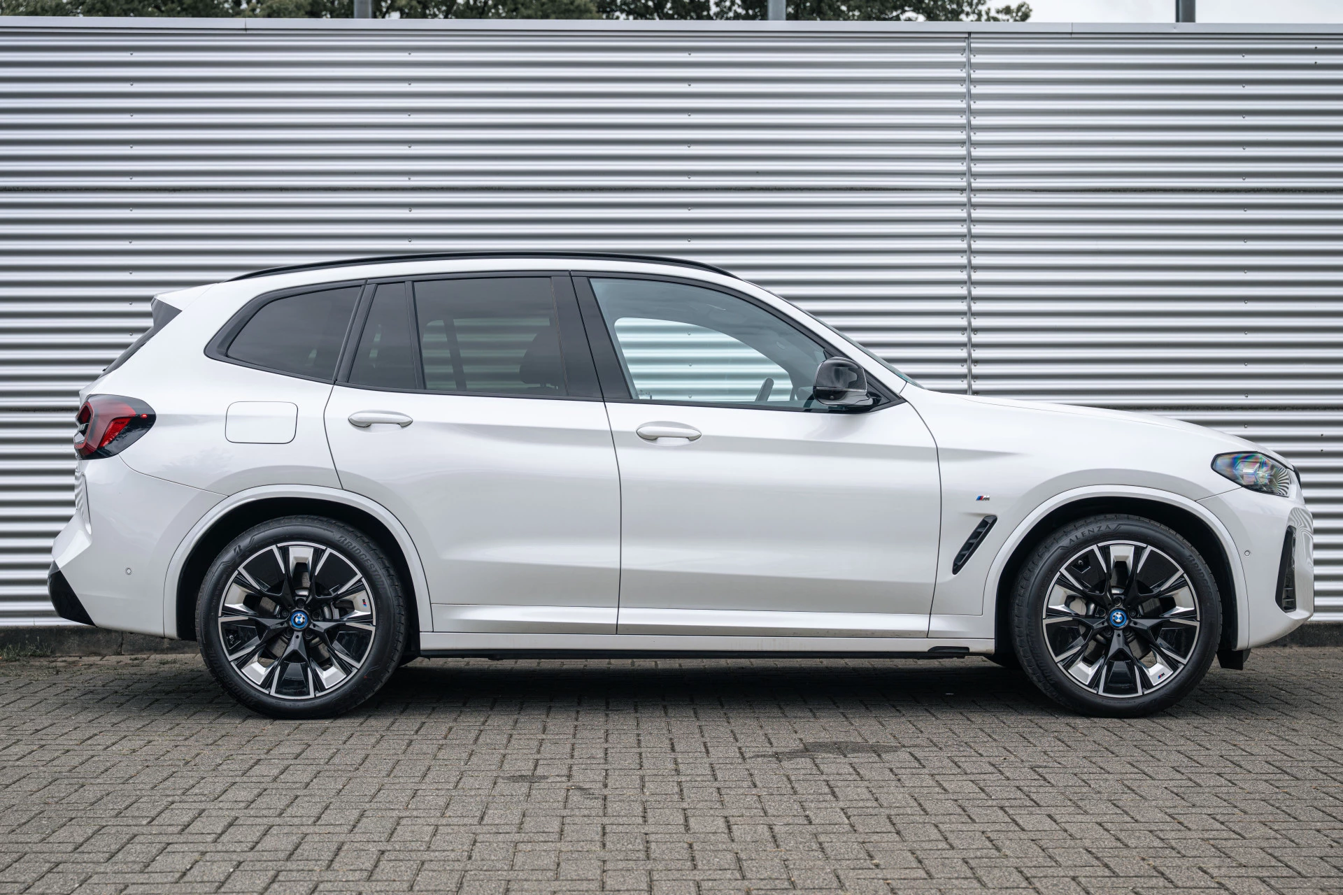 Hoofdafbeelding BMW iX3