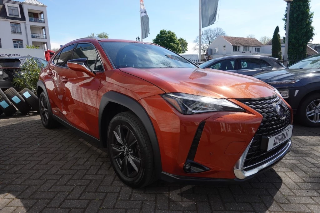 Hoofdafbeelding Lexus UX