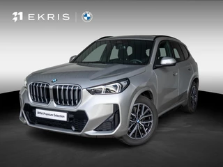 BMW X1 sDrive20i | M Sportpakket | Travel Pack | Verwarmd Stuurwiel | Comfort Access | 	Achteruitrijcamera | Panoramadak | Trekhaak | Lentevoordeel