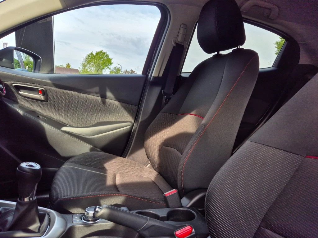 Hoofdafbeelding Mazda 2