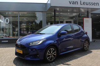 Toyota Yaris 1.5 HYBRID DYNAMIC LED KOPLAMPEN 16"LM-VELGEN KEYLESS APPLE/ANDROID AD-CRUISE DAB CLIMA