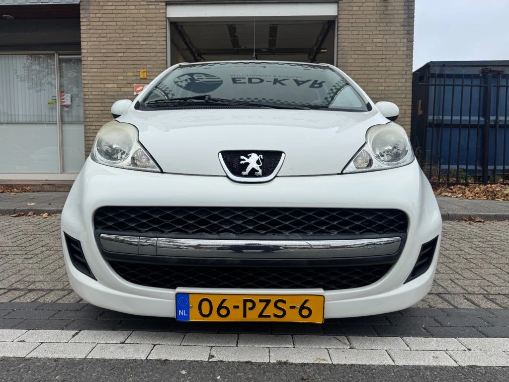 Hoofdafbeelding Peugeot 107