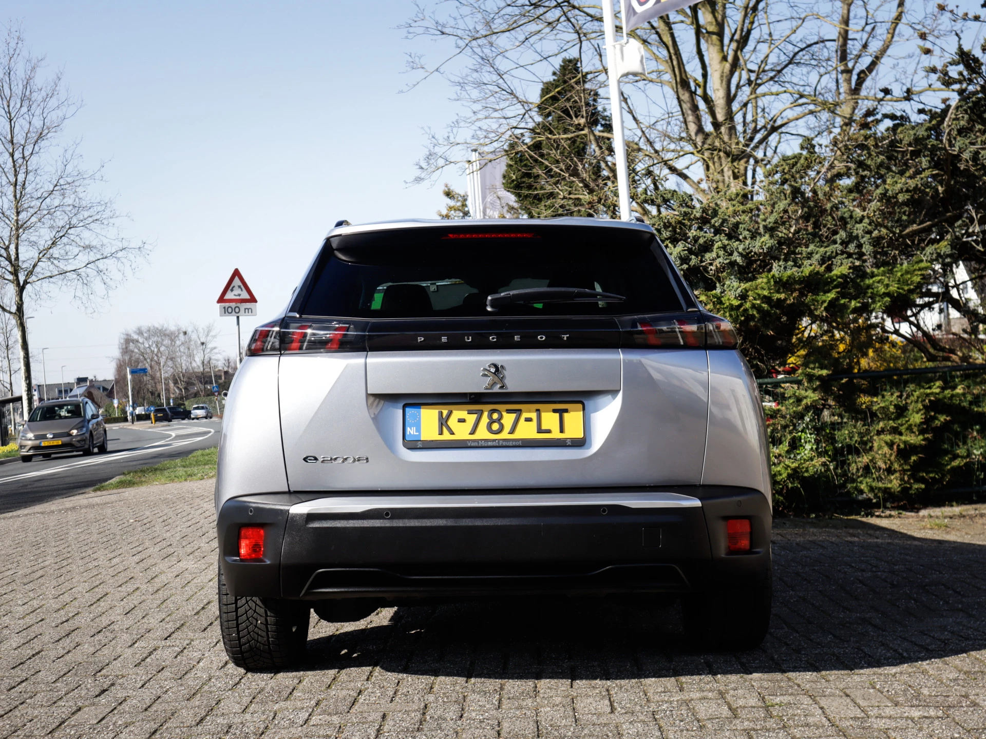 Hoofdafbeelding Peugeot e-2008