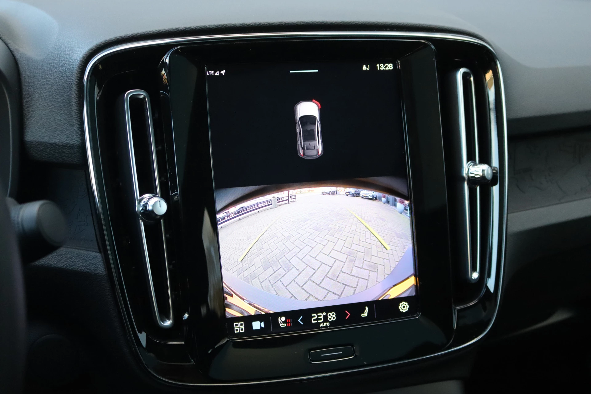 Hoofdafbeelding Volvo C40