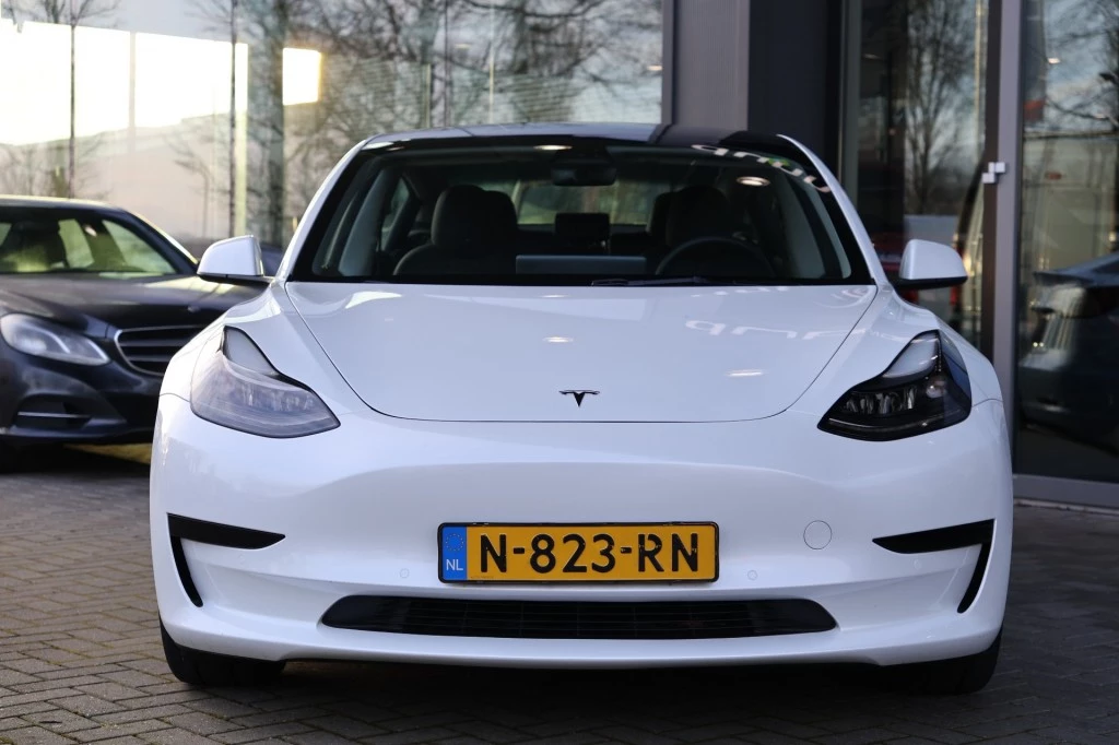 Hoofdafbeelding Tesla Model 3