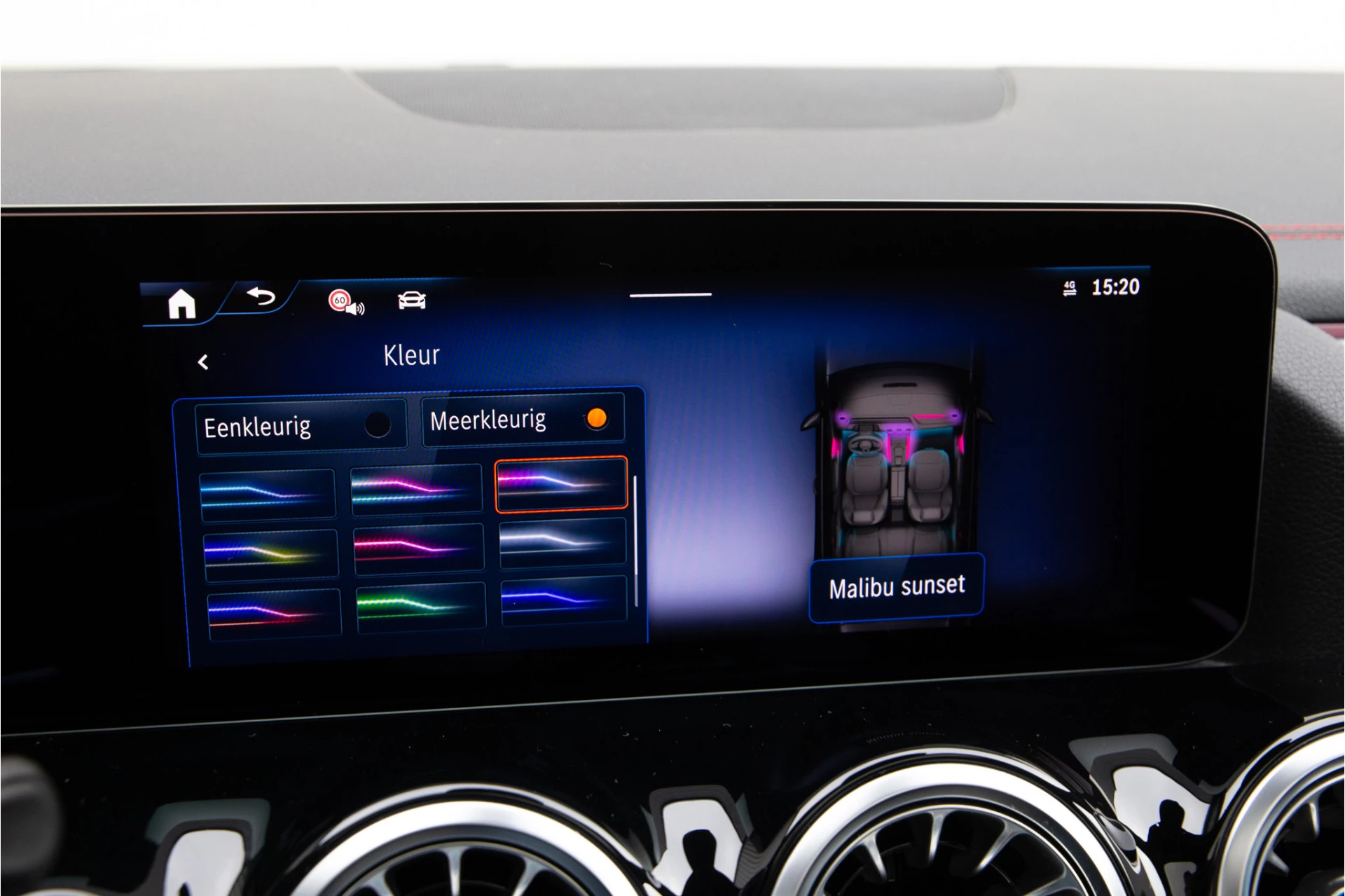 Hoofdafbeelding Mercedes-Benz EQA