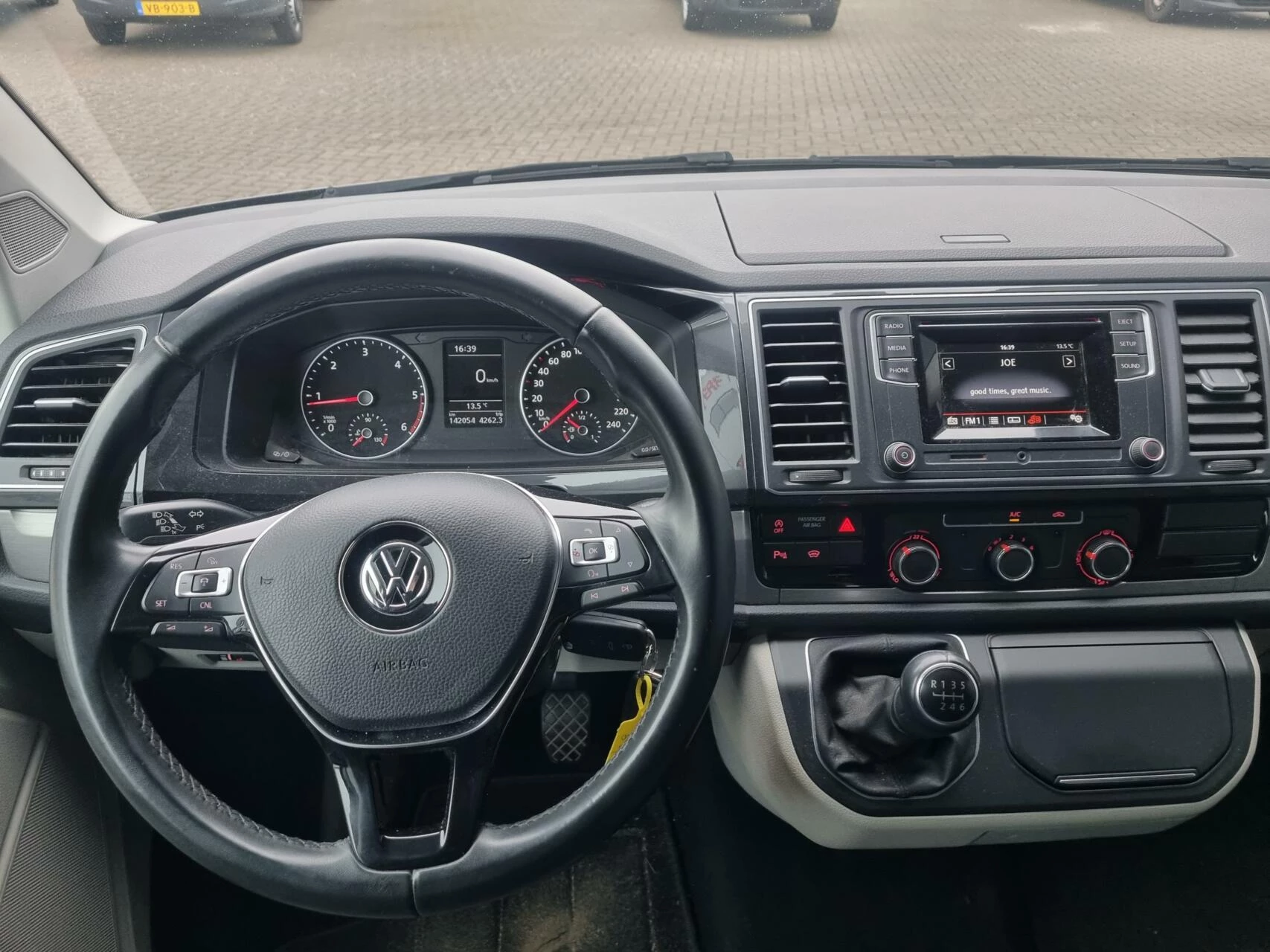 Hoofdafbeelding Volkswagen Transporter