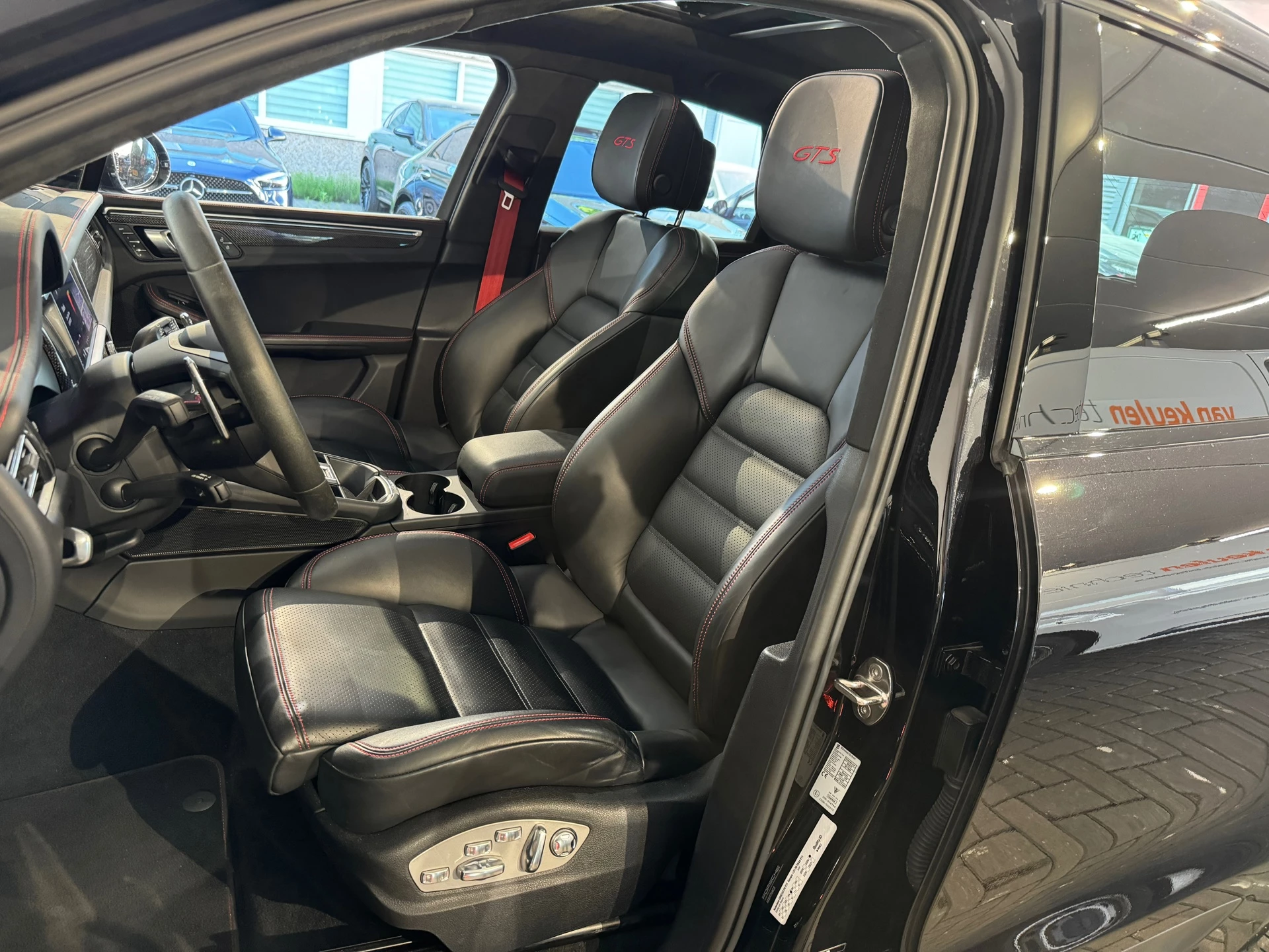 Hoofdafbeelding Porsche Macan