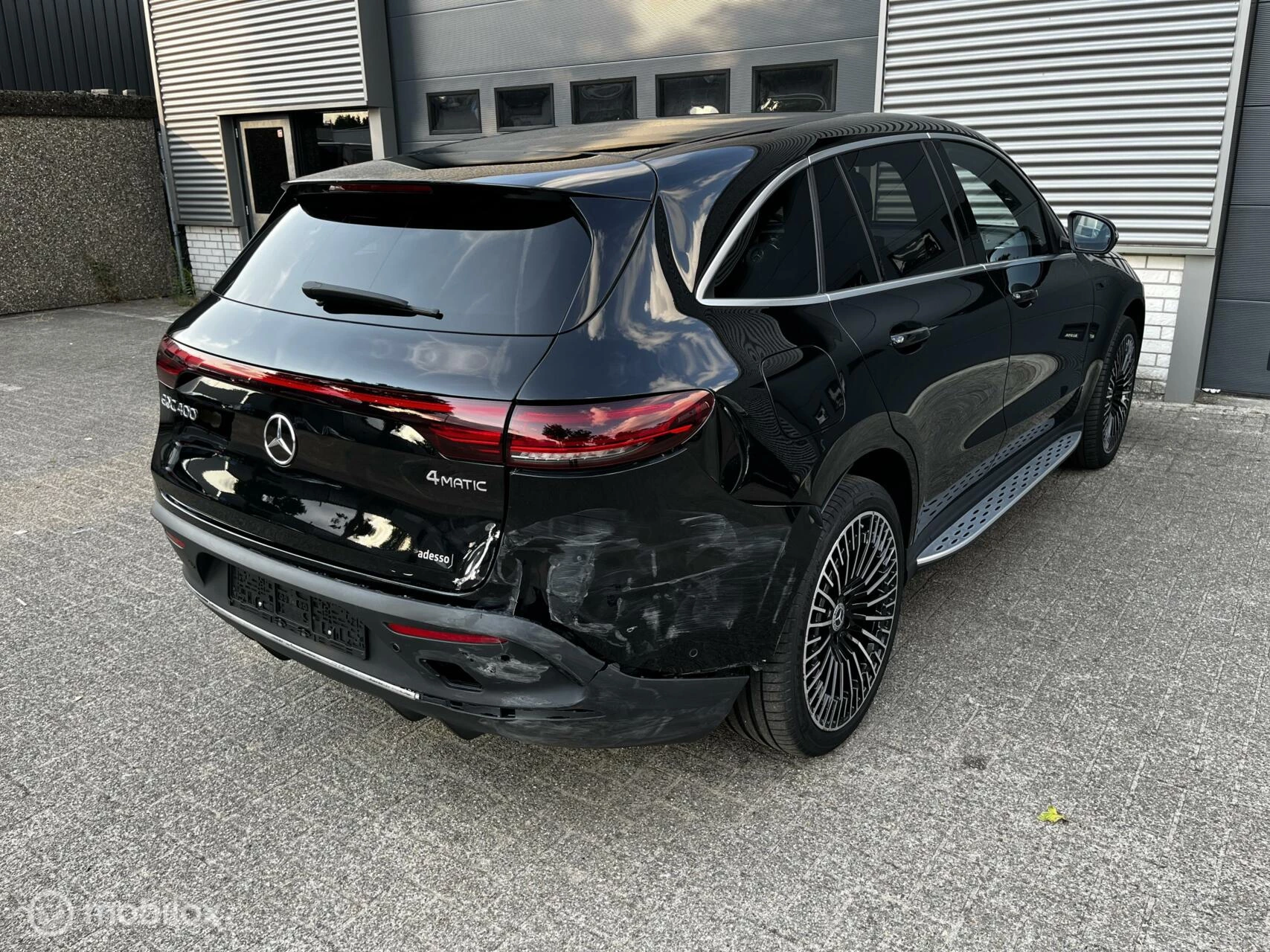 Hoofdafbeelding Mercedes-Benz EQC