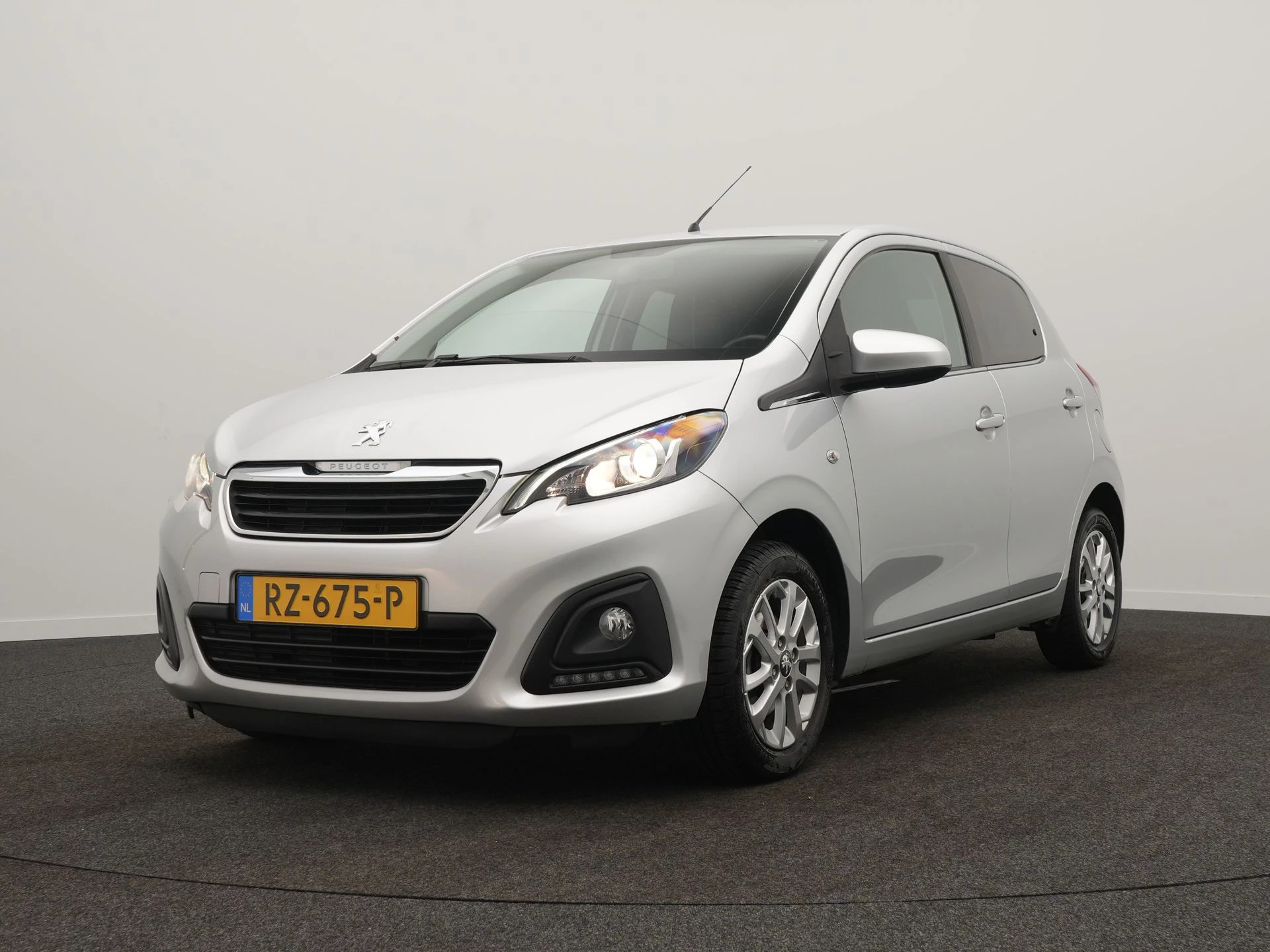 Hoofdafbeelding Peugeot 108