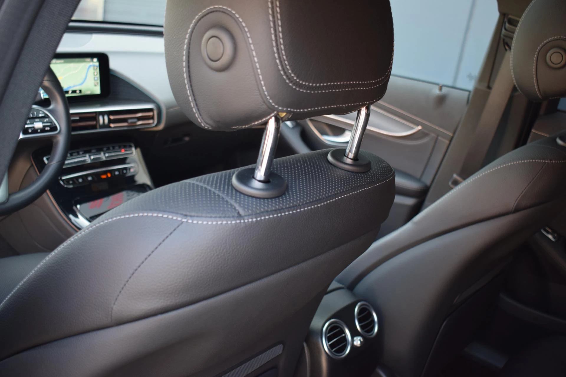 Hoofdafbeelding Mercedes-Benz EQC