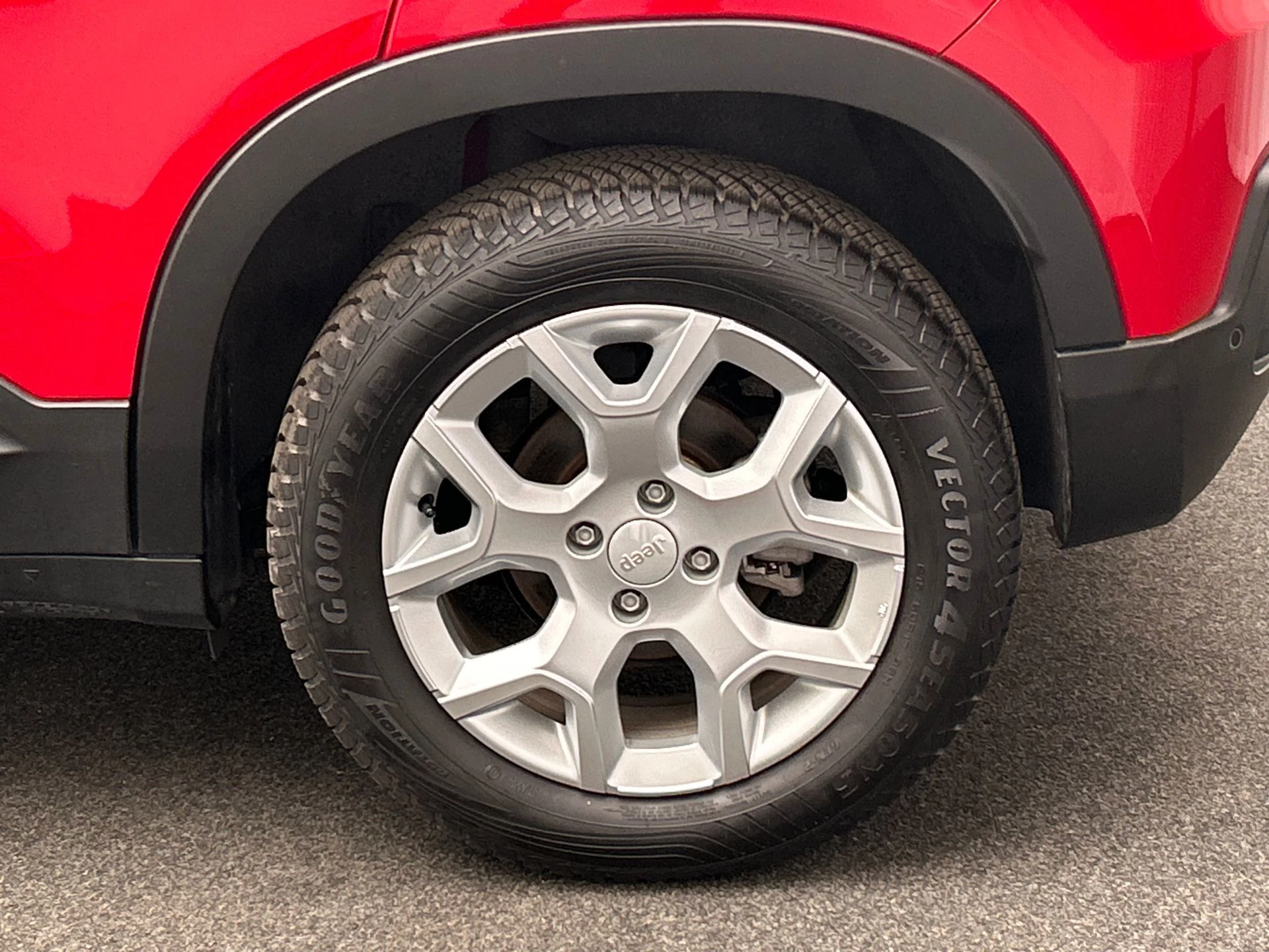 Hoofdafbeelding Jeep Avenger