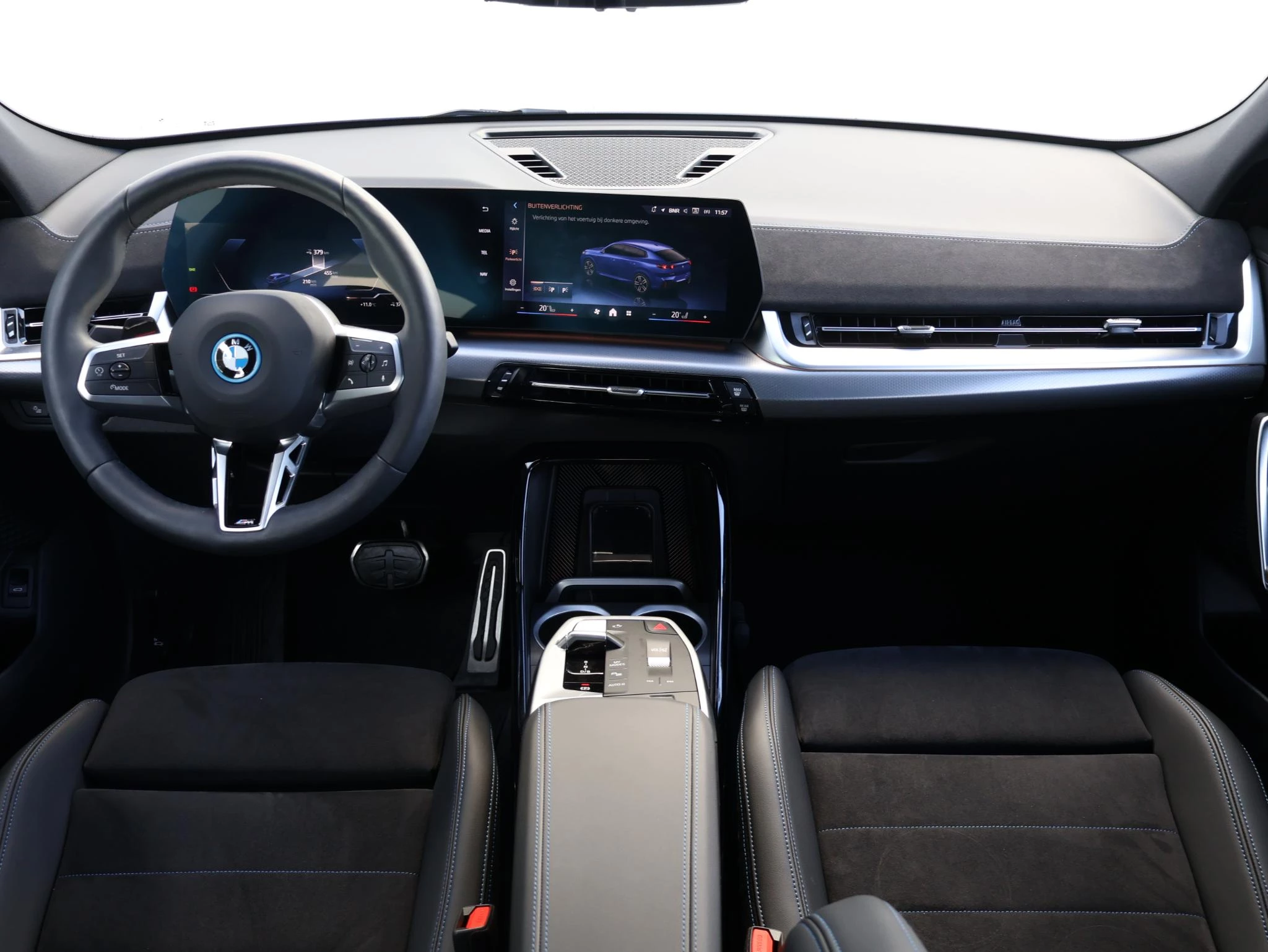 Hoofdafbeelding BMW iX2