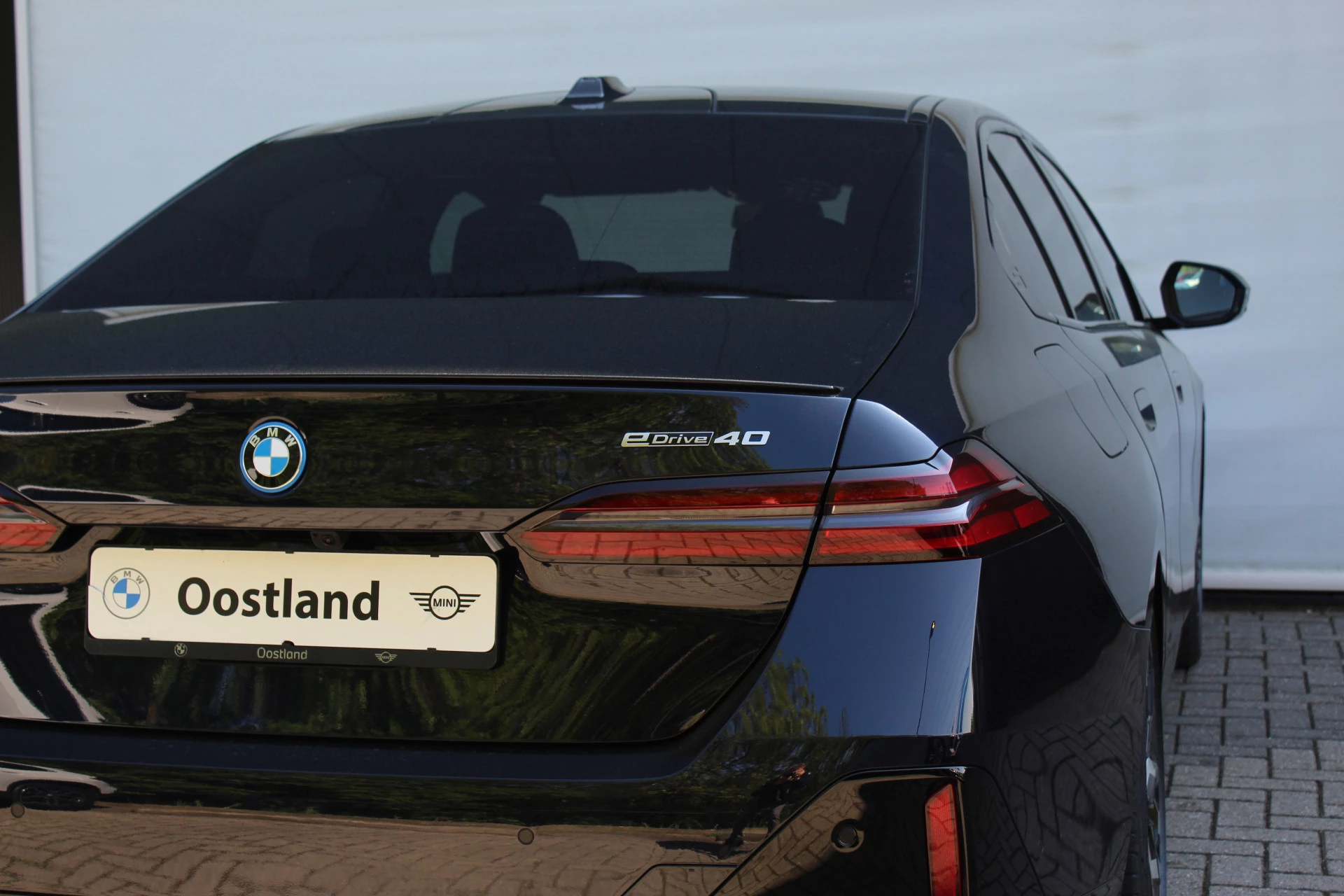 Hoofdafbeelding BMW i5