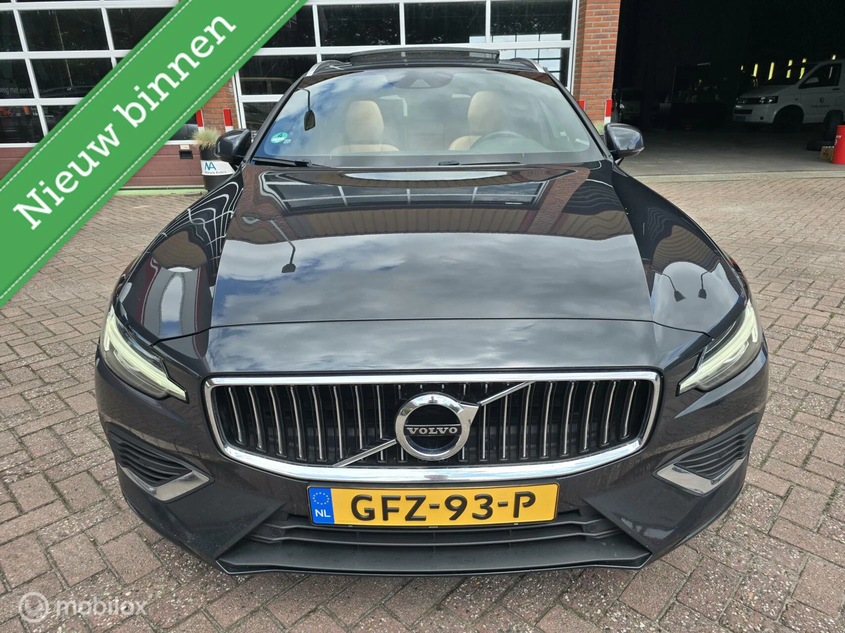 Hoofdafbeelding Volvo V60