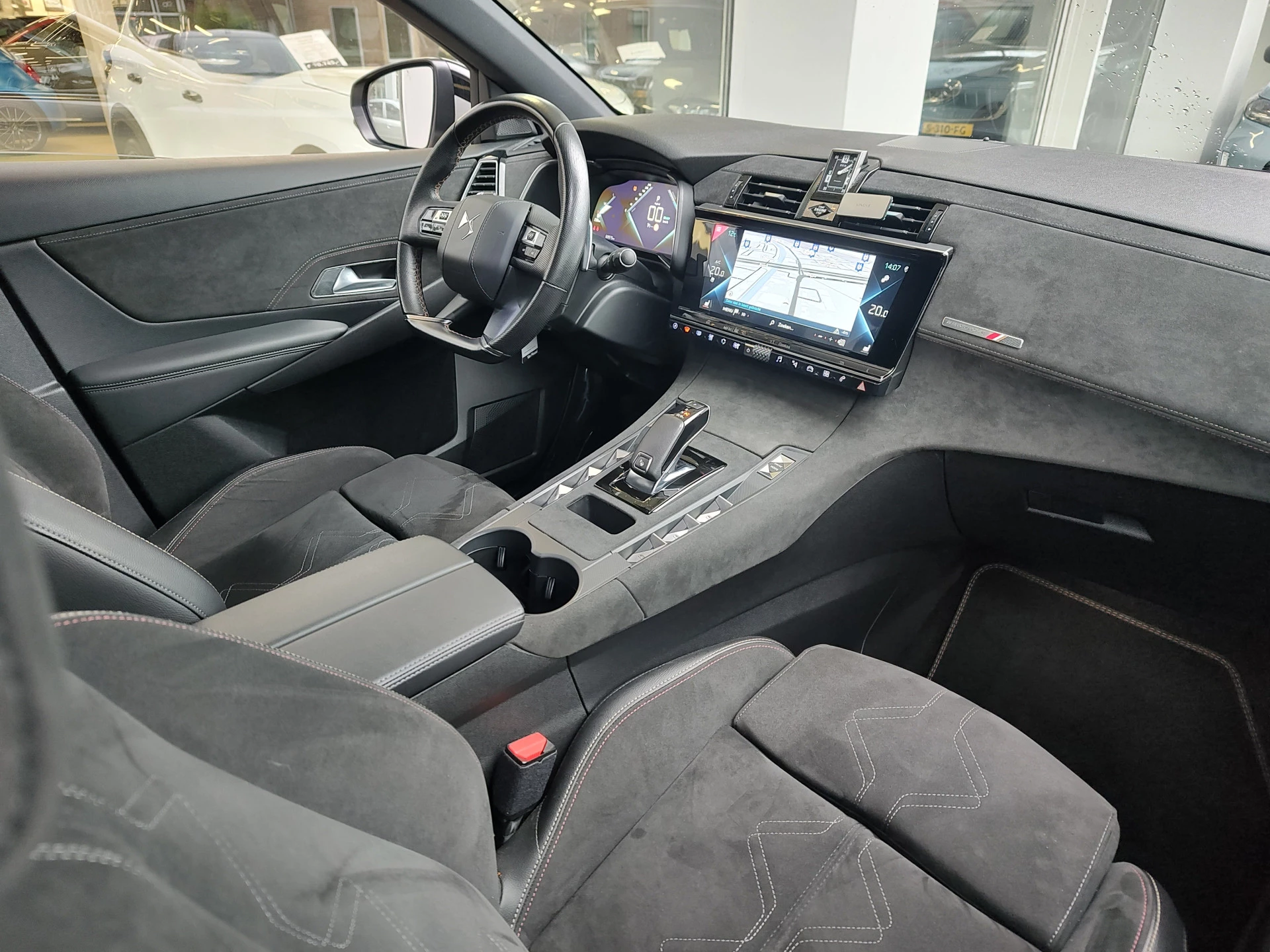 Hoofdafbeelding DS DS 7