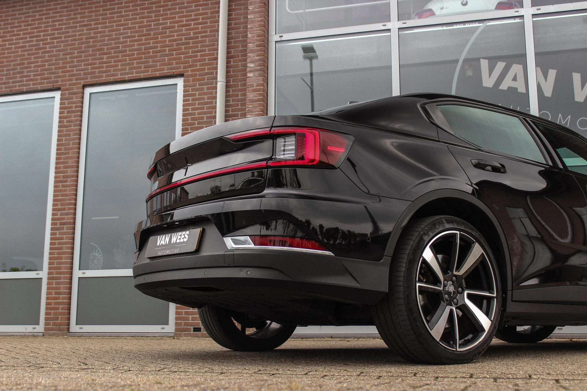Hoofdafbeelding Polestar 2