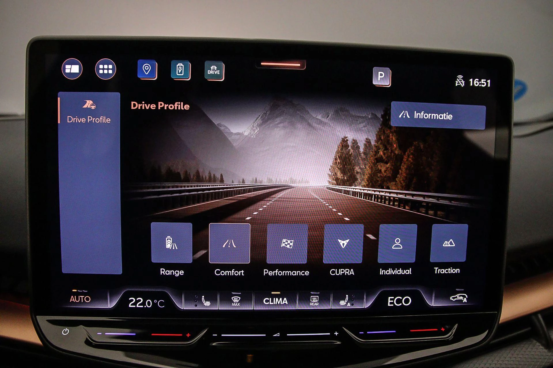 Hoofdafbeelding CUPRA Tavascan