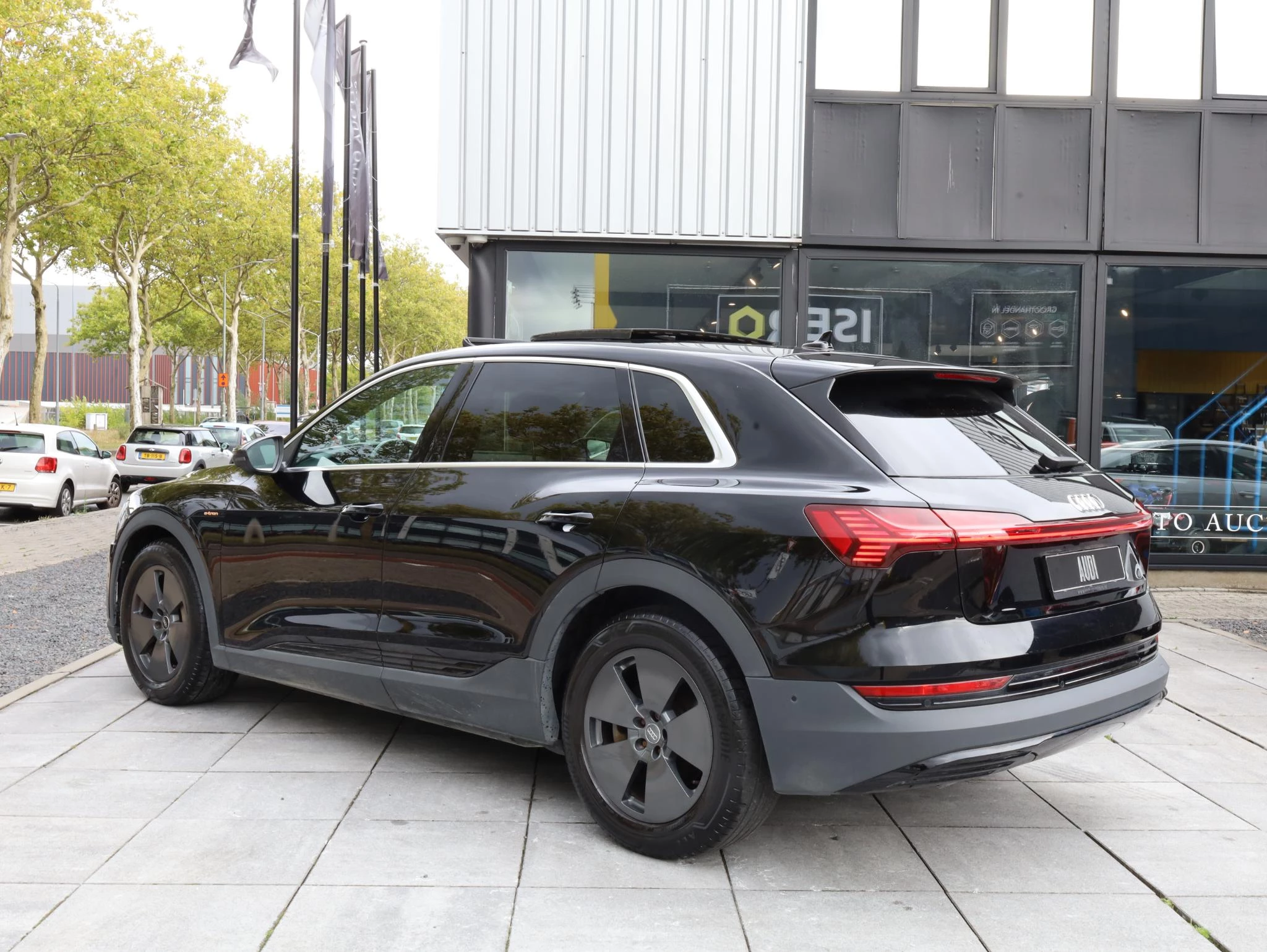 Hoofdafbeelding Audi e-tron