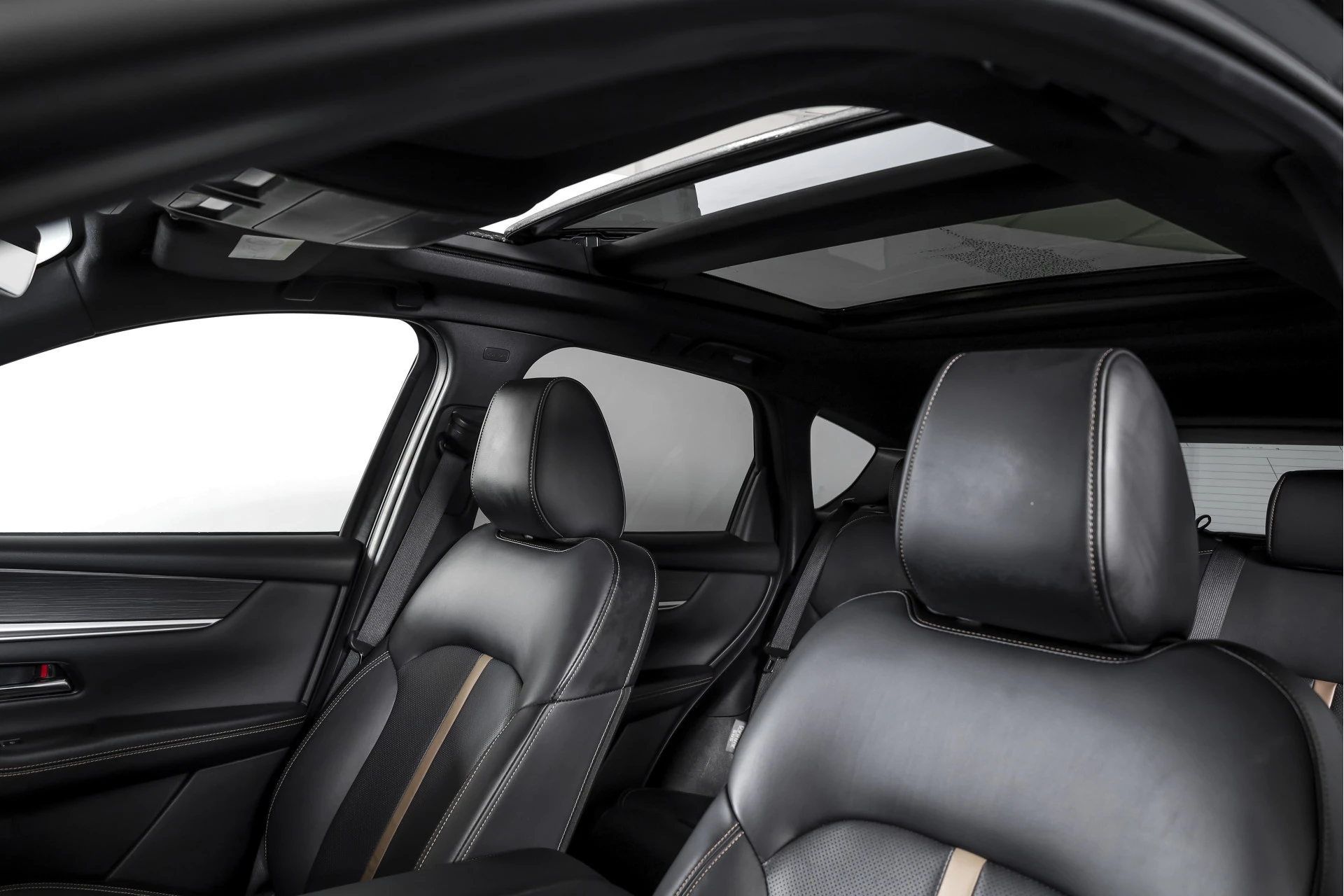 Hoofdafbeelding Mazda CX-60