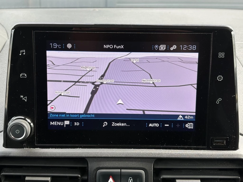 Hoofdafbeelding Peugeot Partner