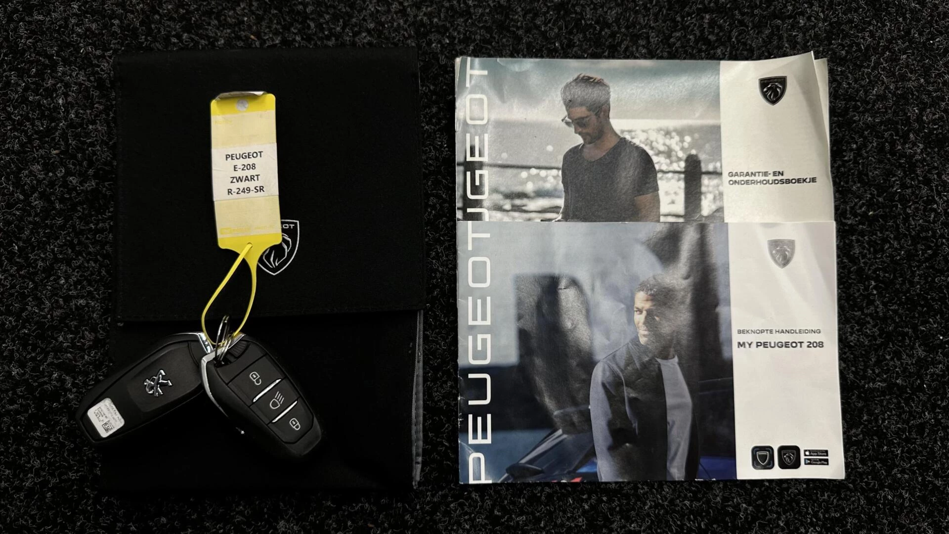 Hoofdafbeelding Peugeot e-208